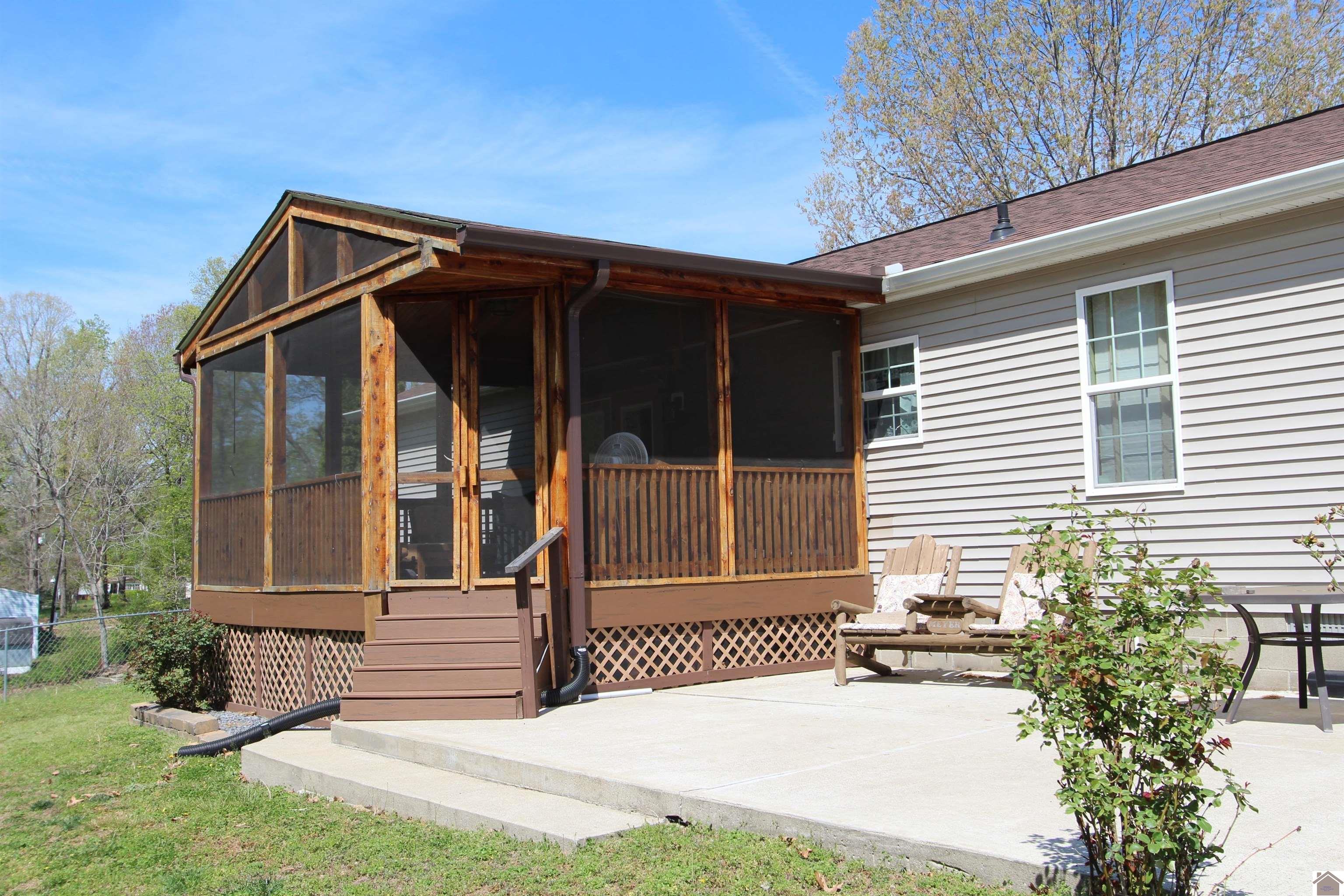 35 SARATOGA HEIGHTS RD.