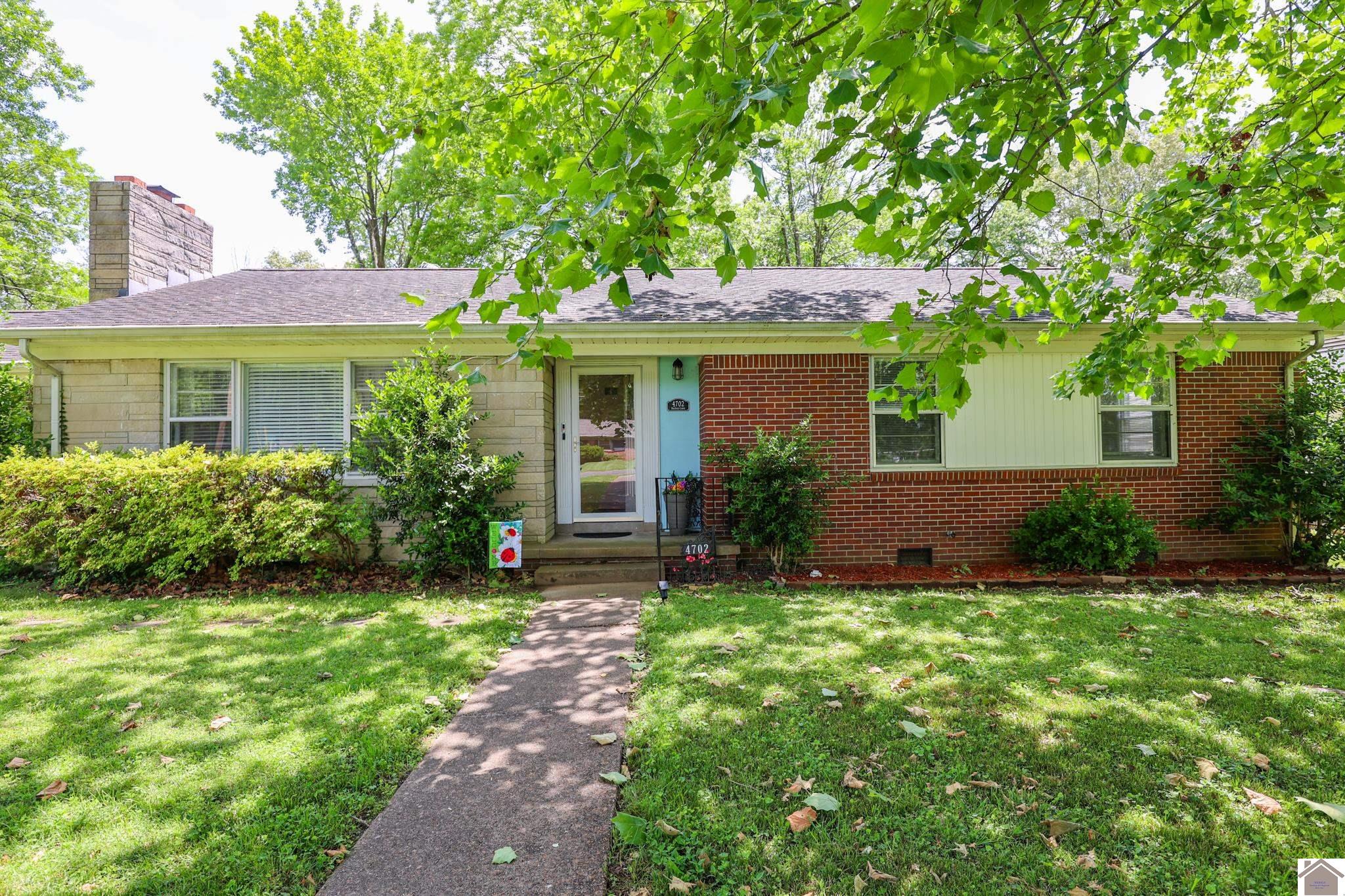 4702 Buckner Lane