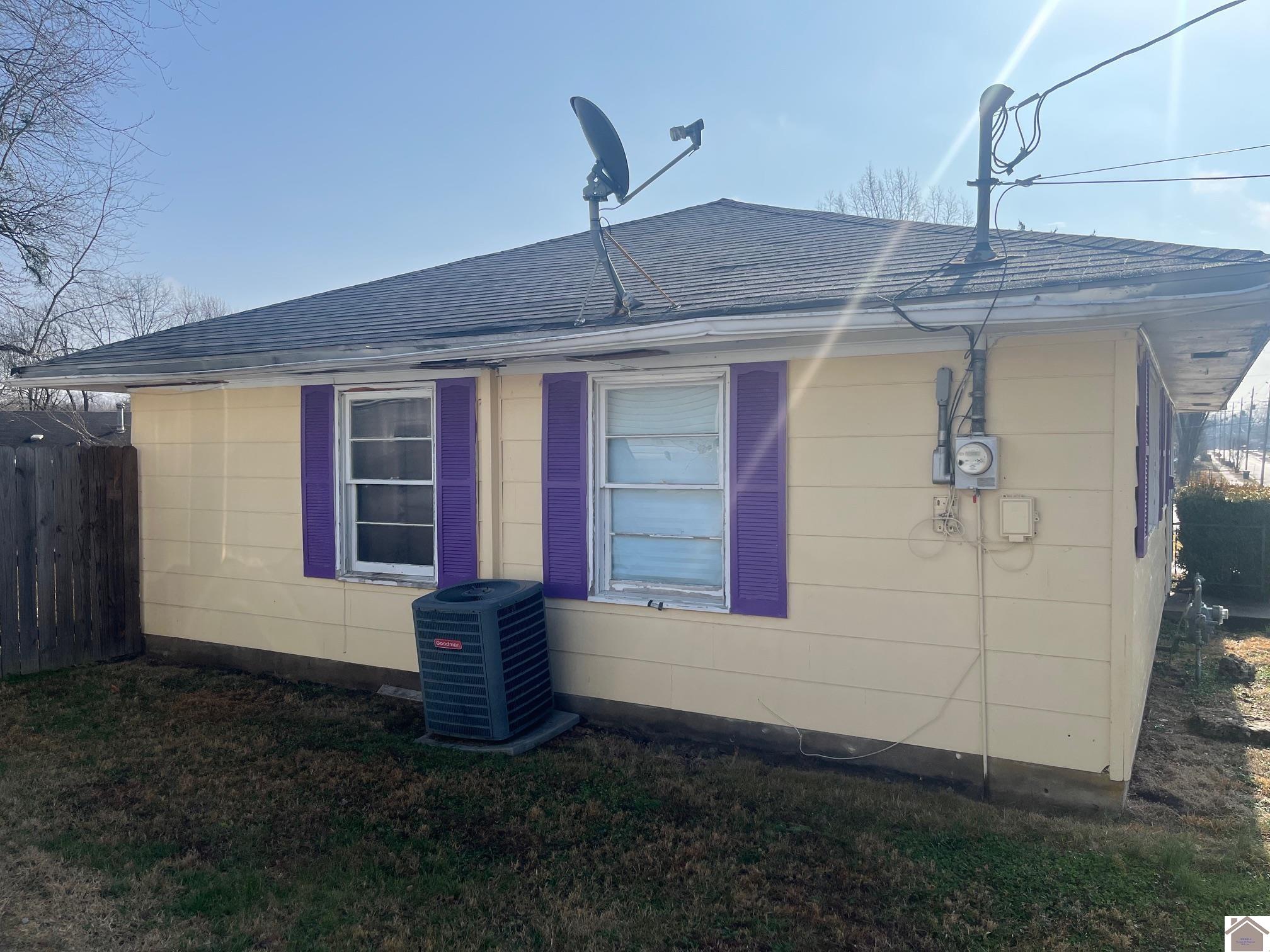 1026 River Oaks Blvd.