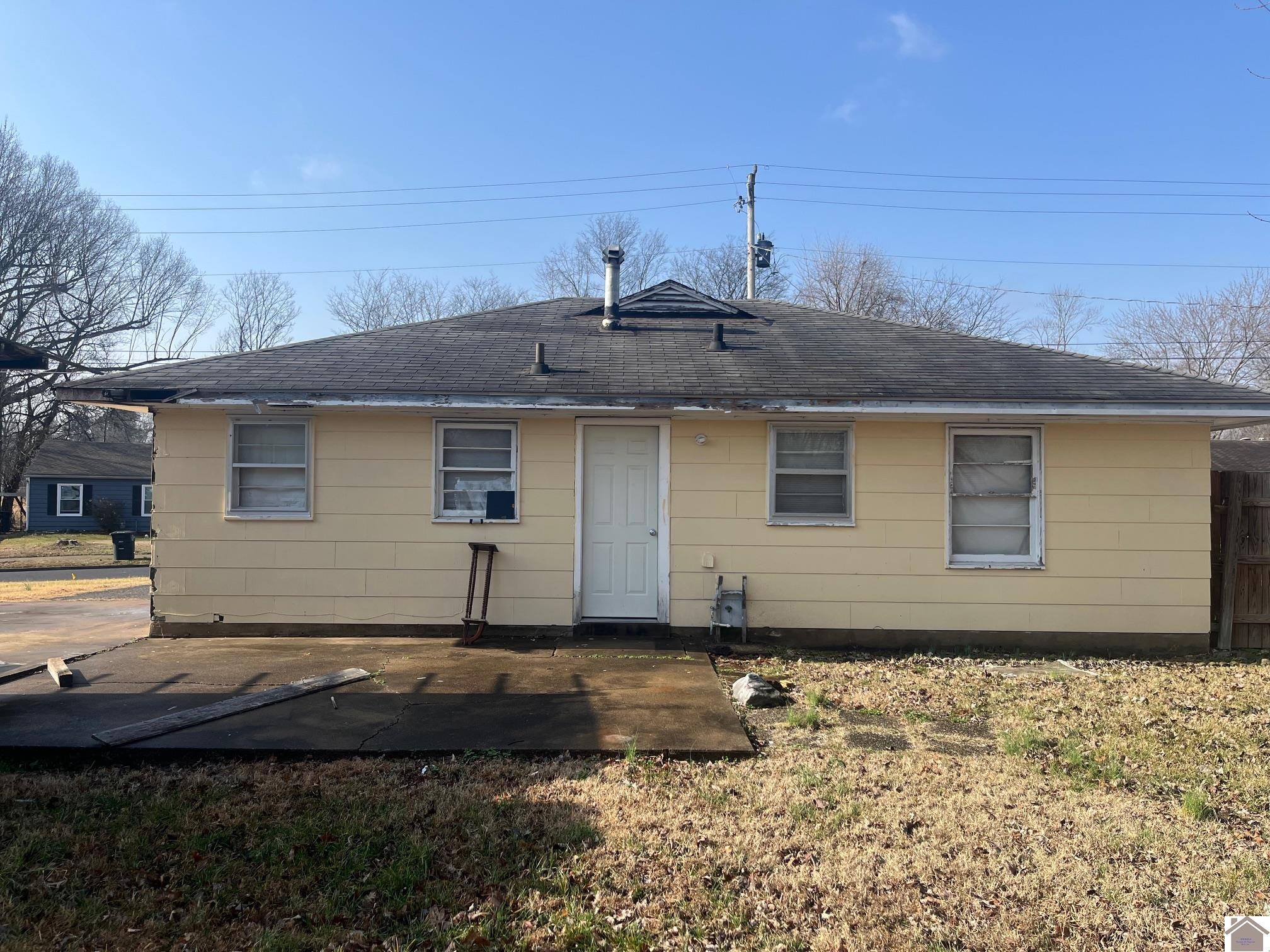 1026 River Oaks Blvd.