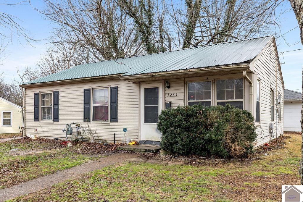 3254 Minnich Ave