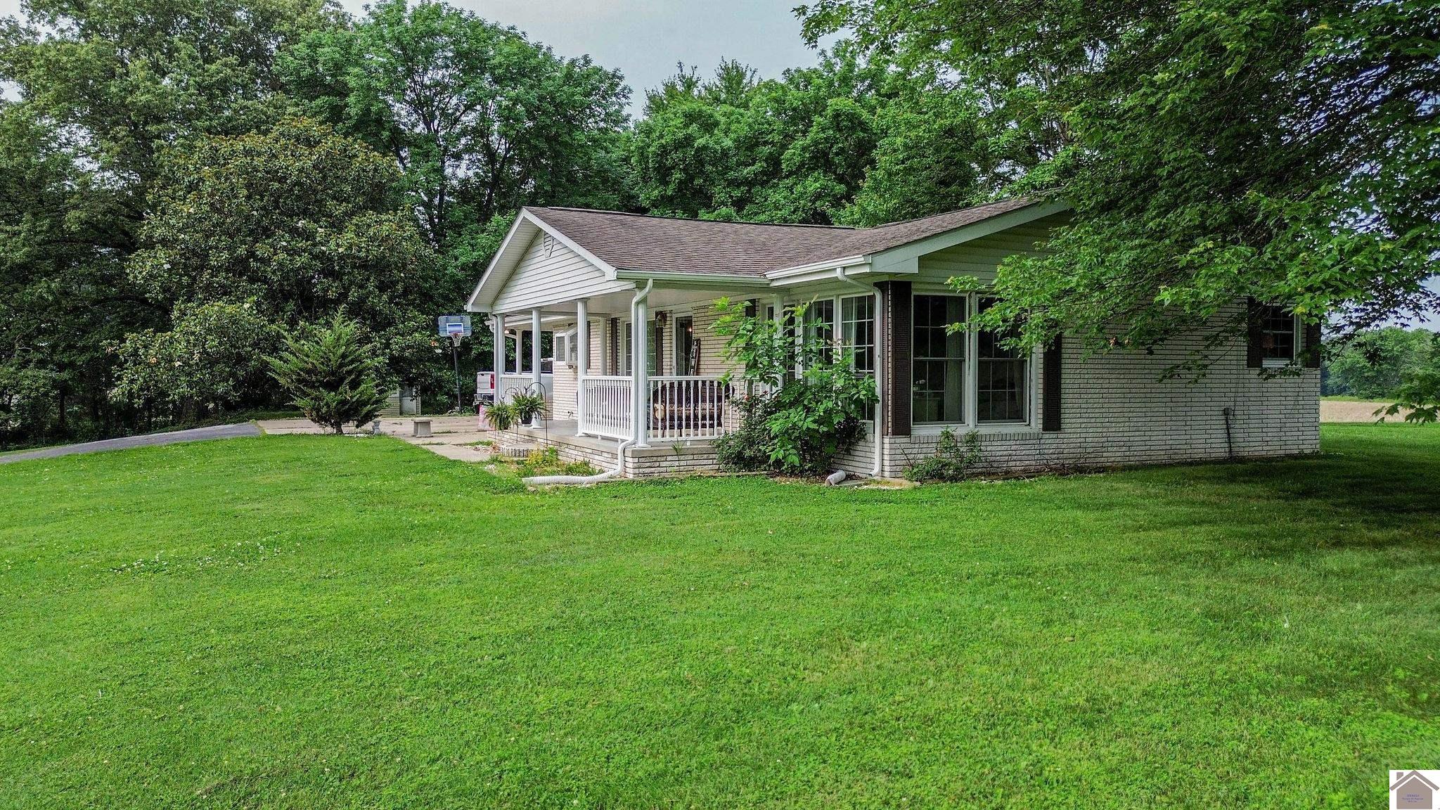 831 County Road 1006