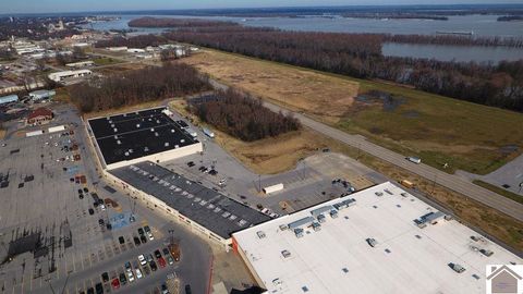 3125 Wayne Sullivan Dr Paducah KY 42001