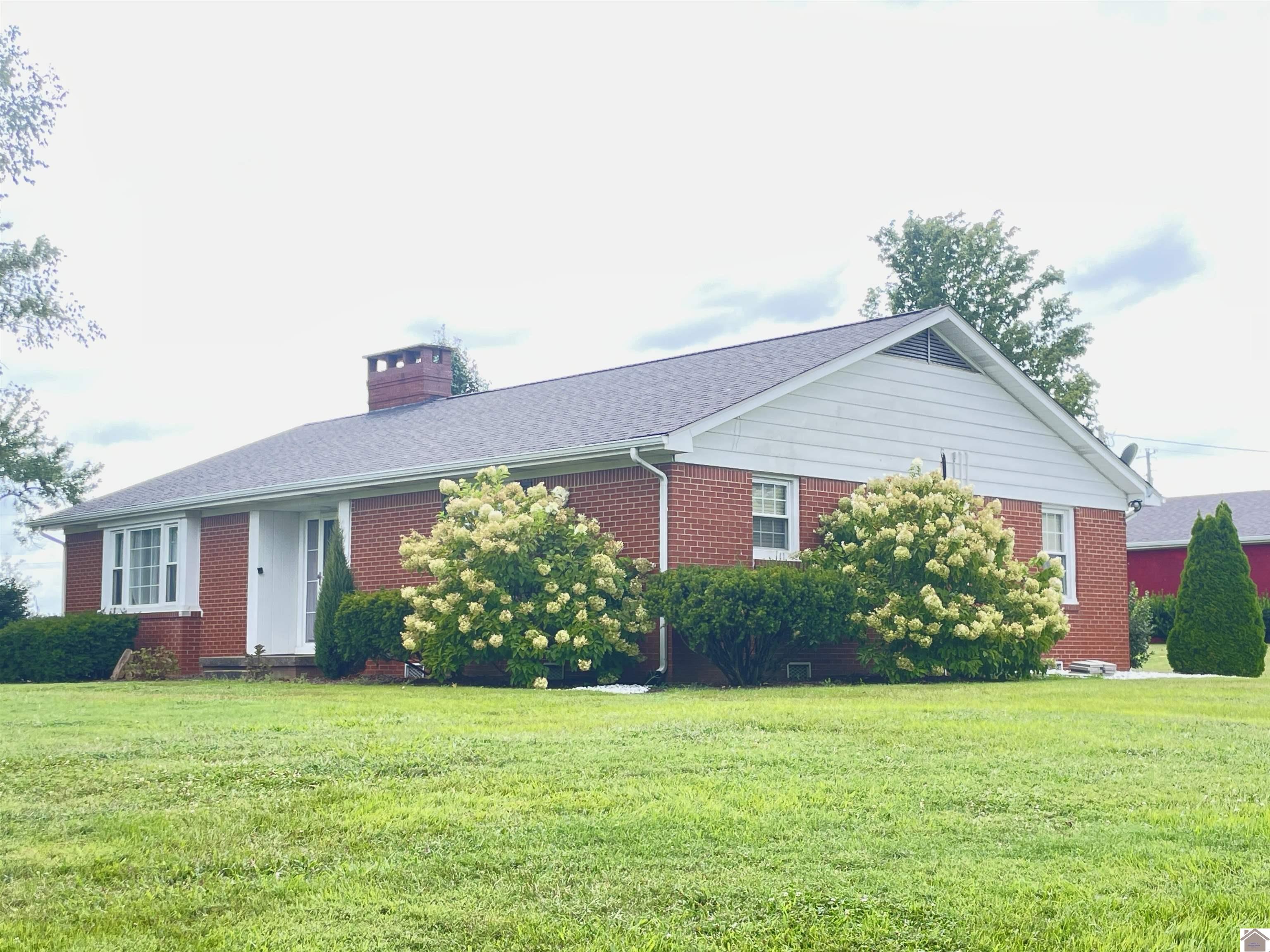 993 Highway 60 W