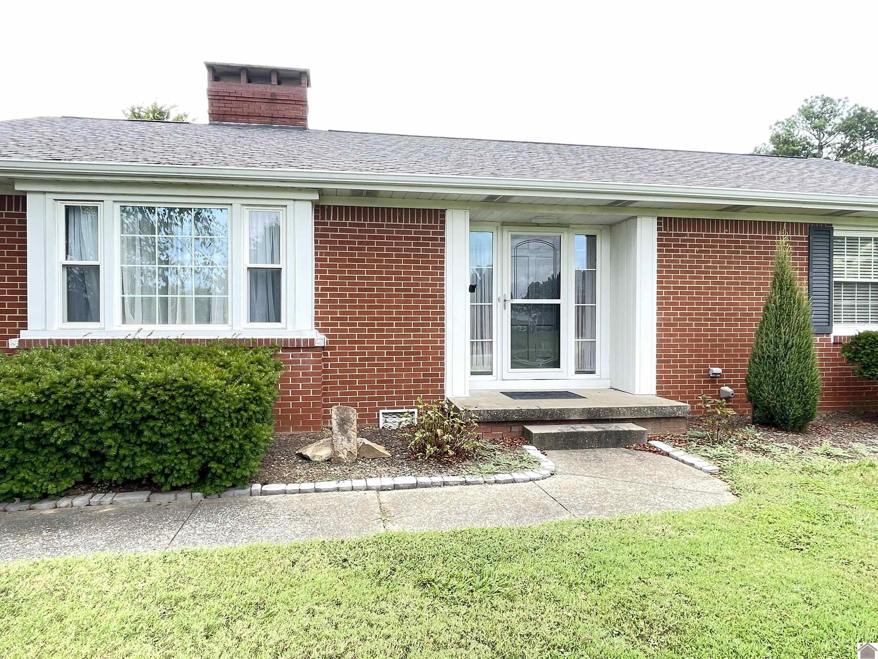 993 Highway 60 W