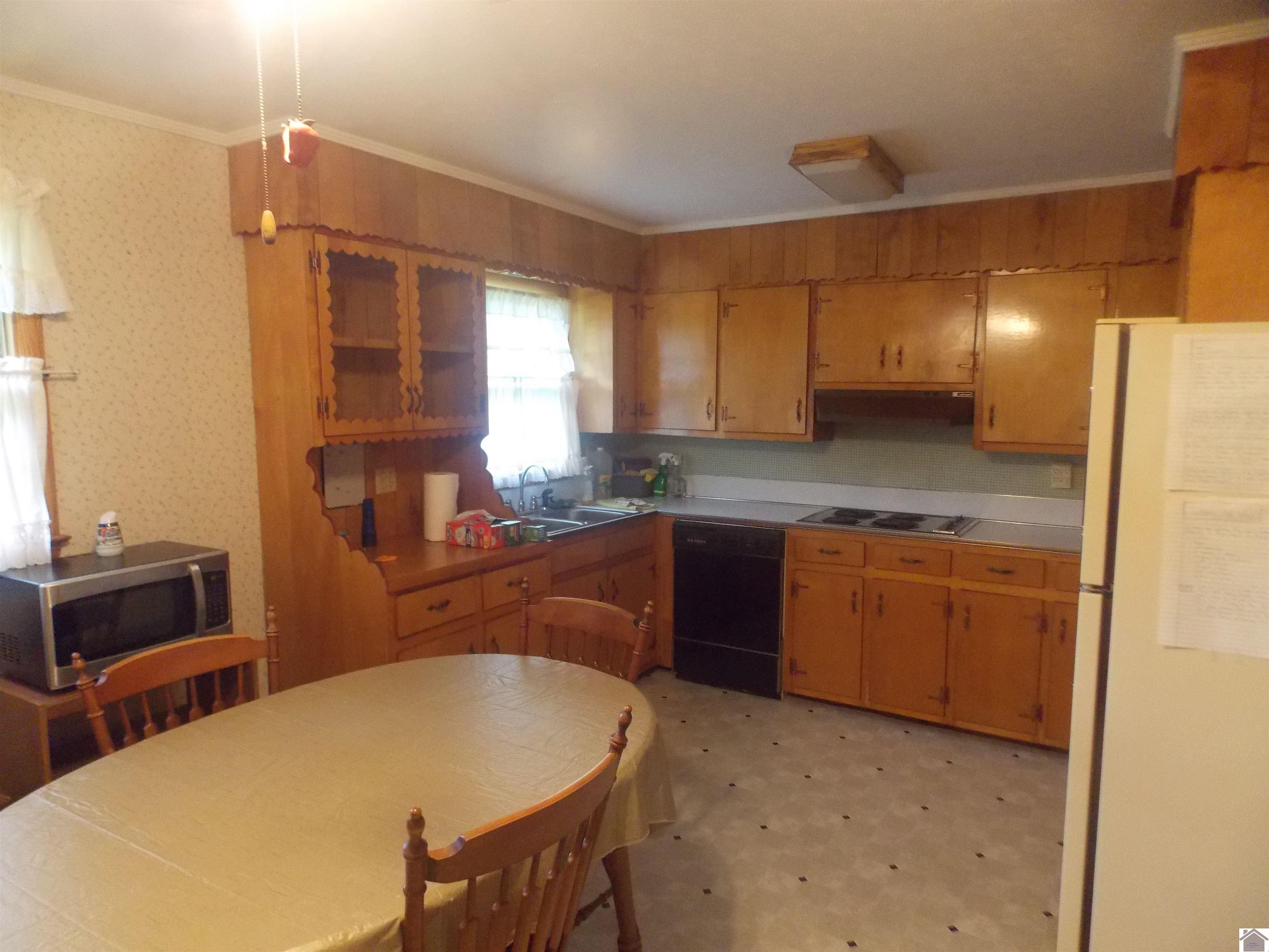 528 Elm