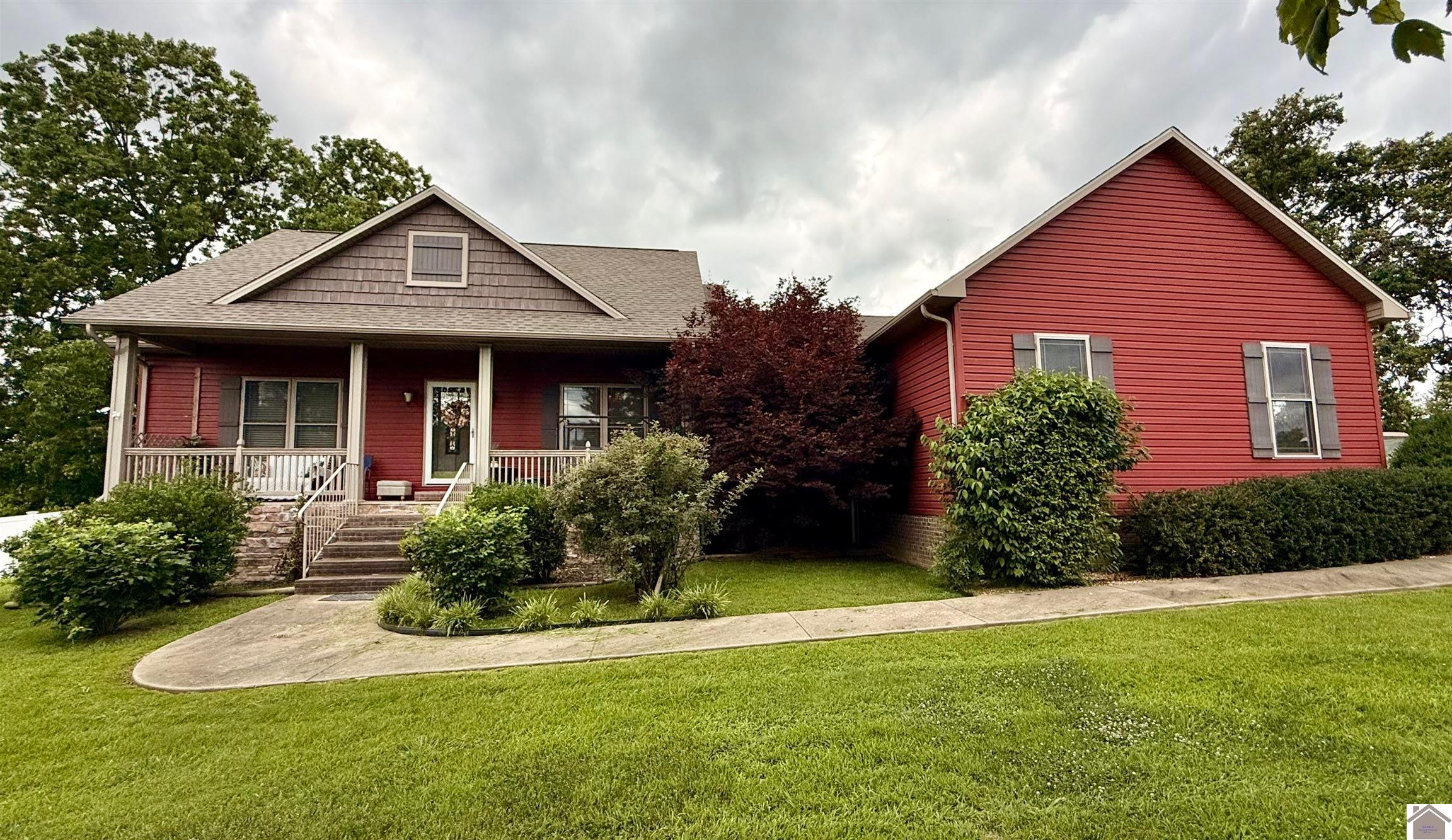 Photo 1 of 38 — 2271 State Route 97, Mayfield, KY 42066