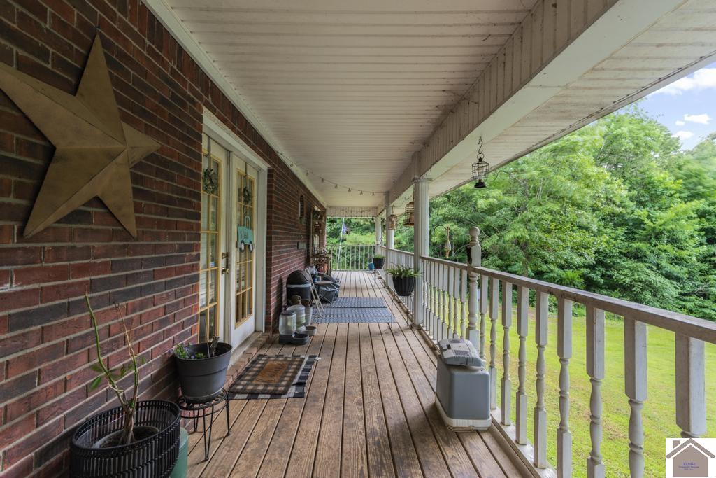 1186 Hale Springs Road