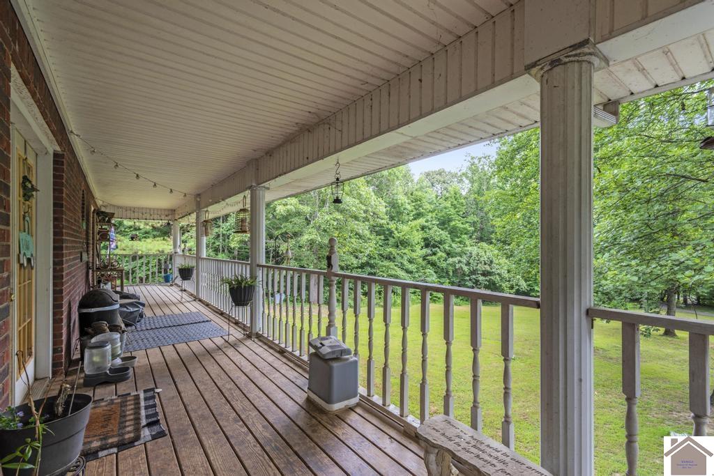 1186 Hale Springs Road