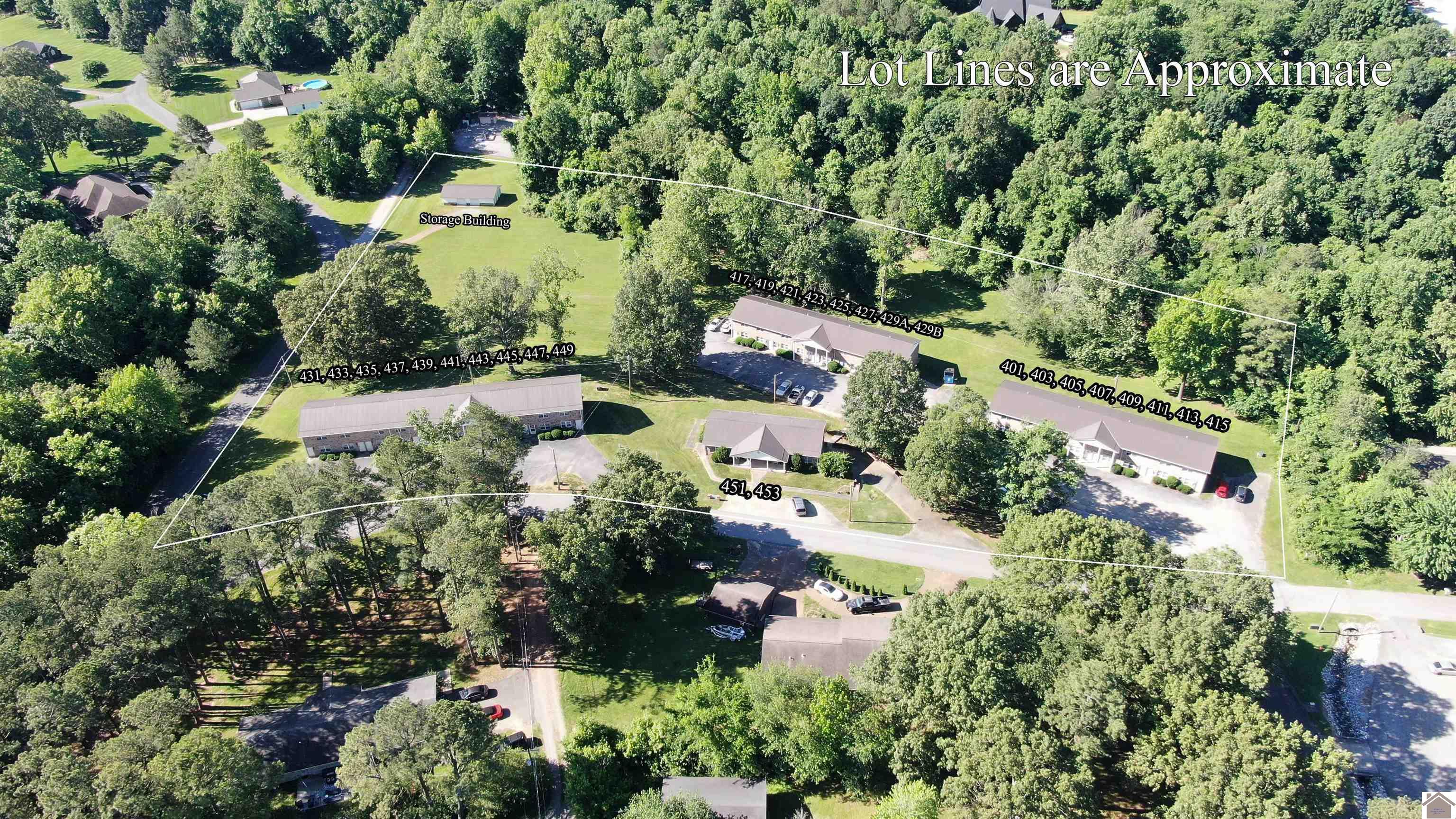 401,427,431,451 Hutchinson Ave