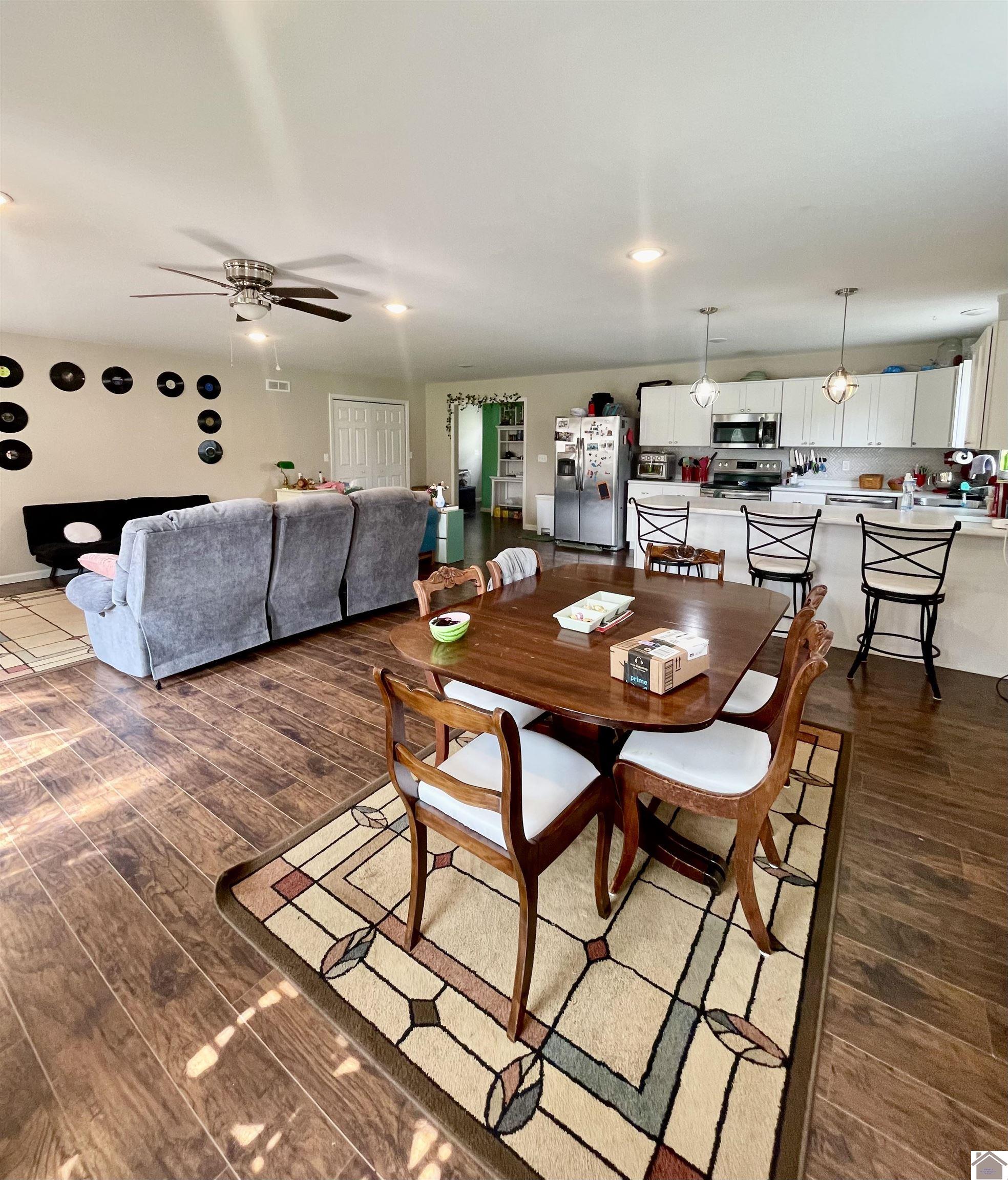 1783 Radio Road