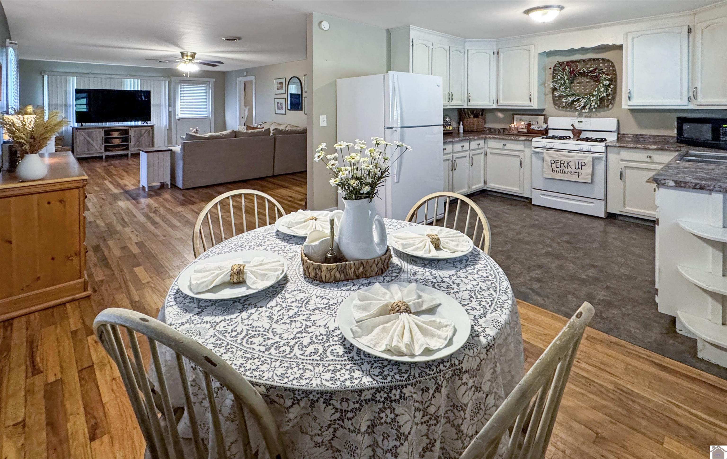 950 Farmersville Road