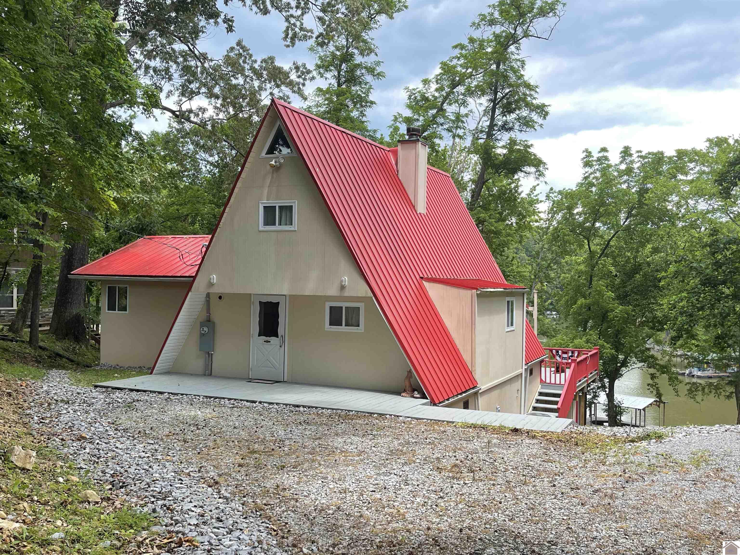 186 N Lakeshore Dr.
