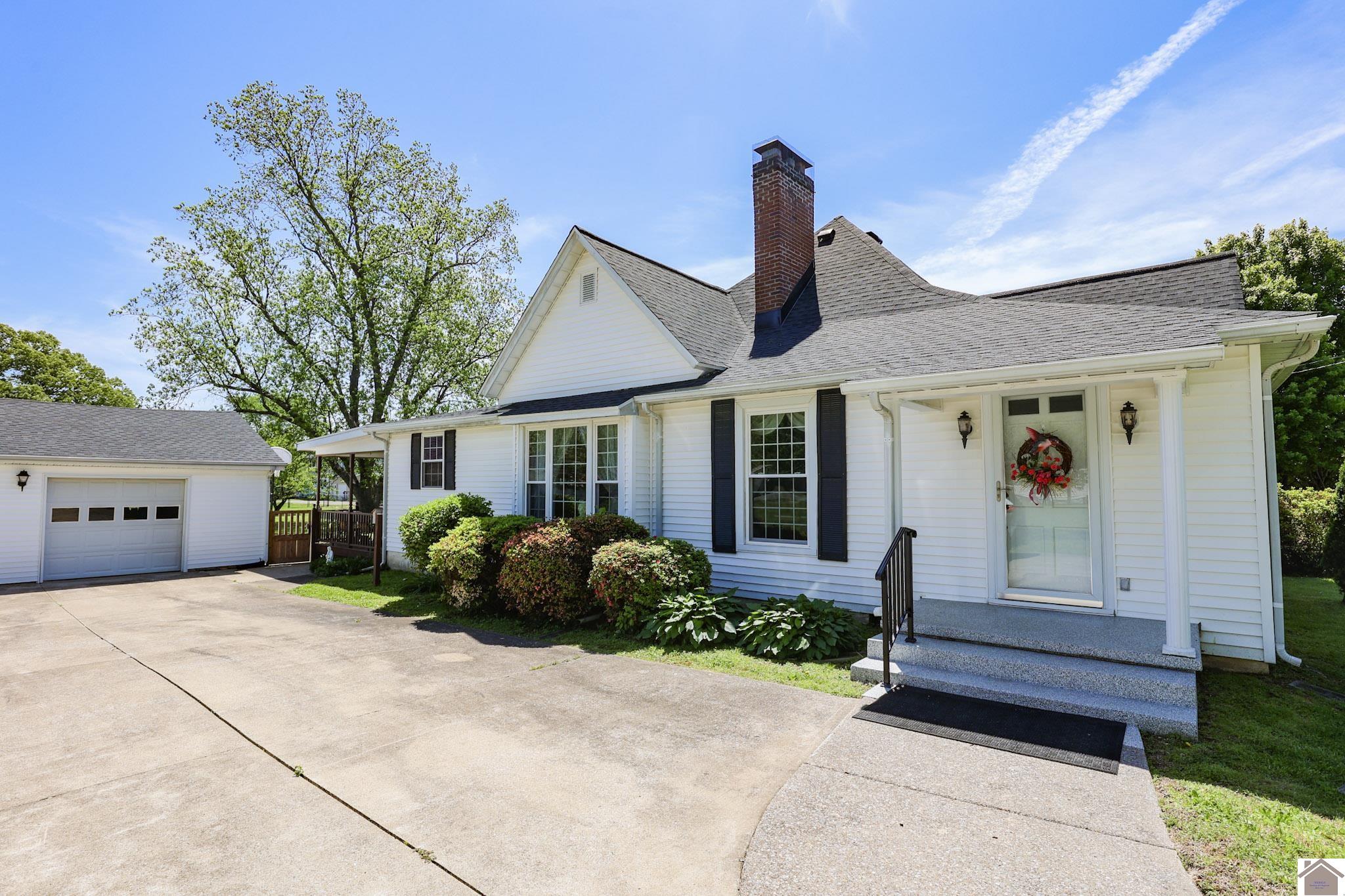 250 S 5th st