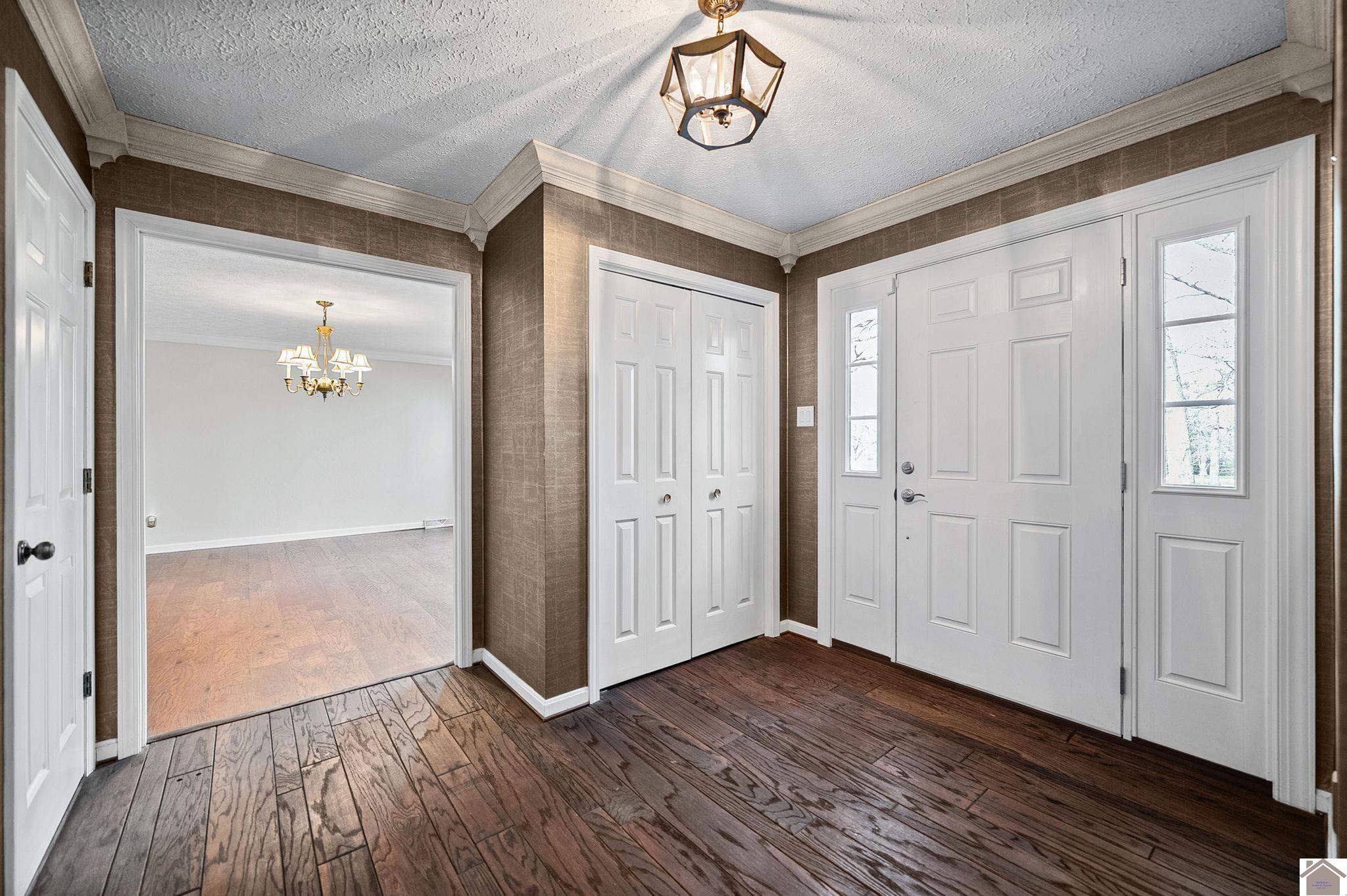 440 PETSCH LANE