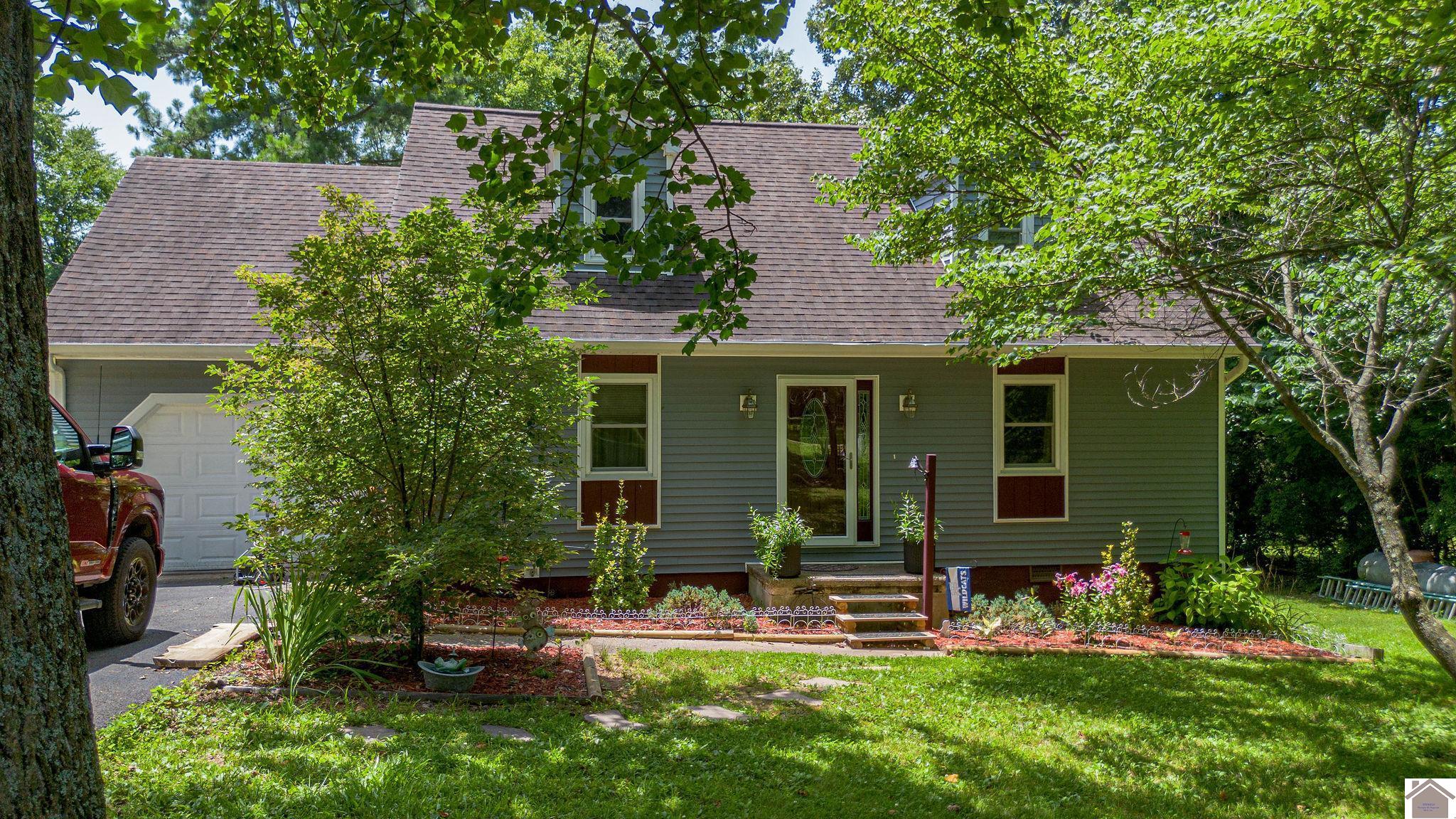 Photo 1 of 31 — 161 Quail Run, Mayfield, KY 42066