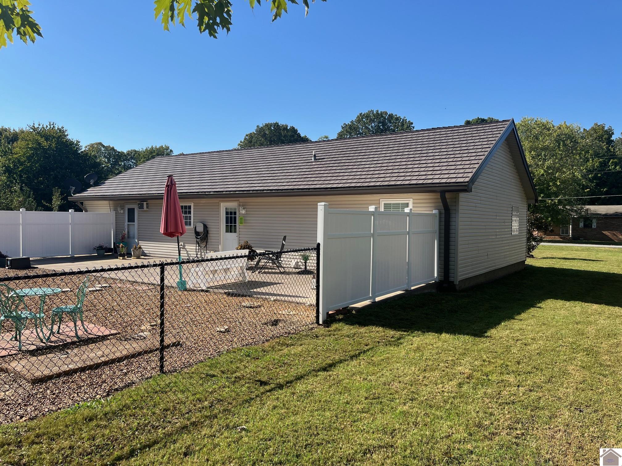 503 Kelly Dr