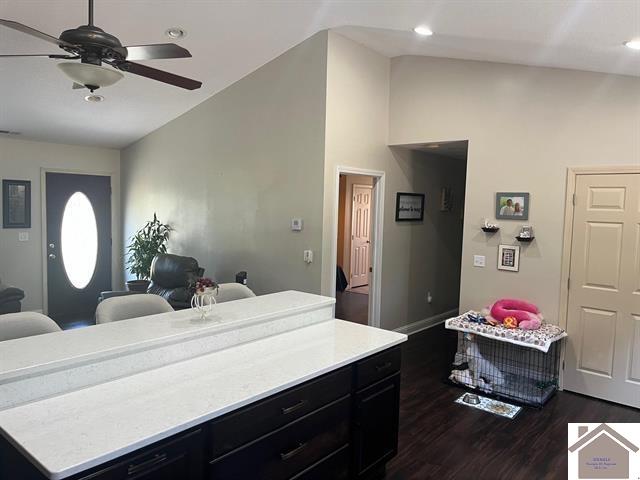 503 Kelly Dr