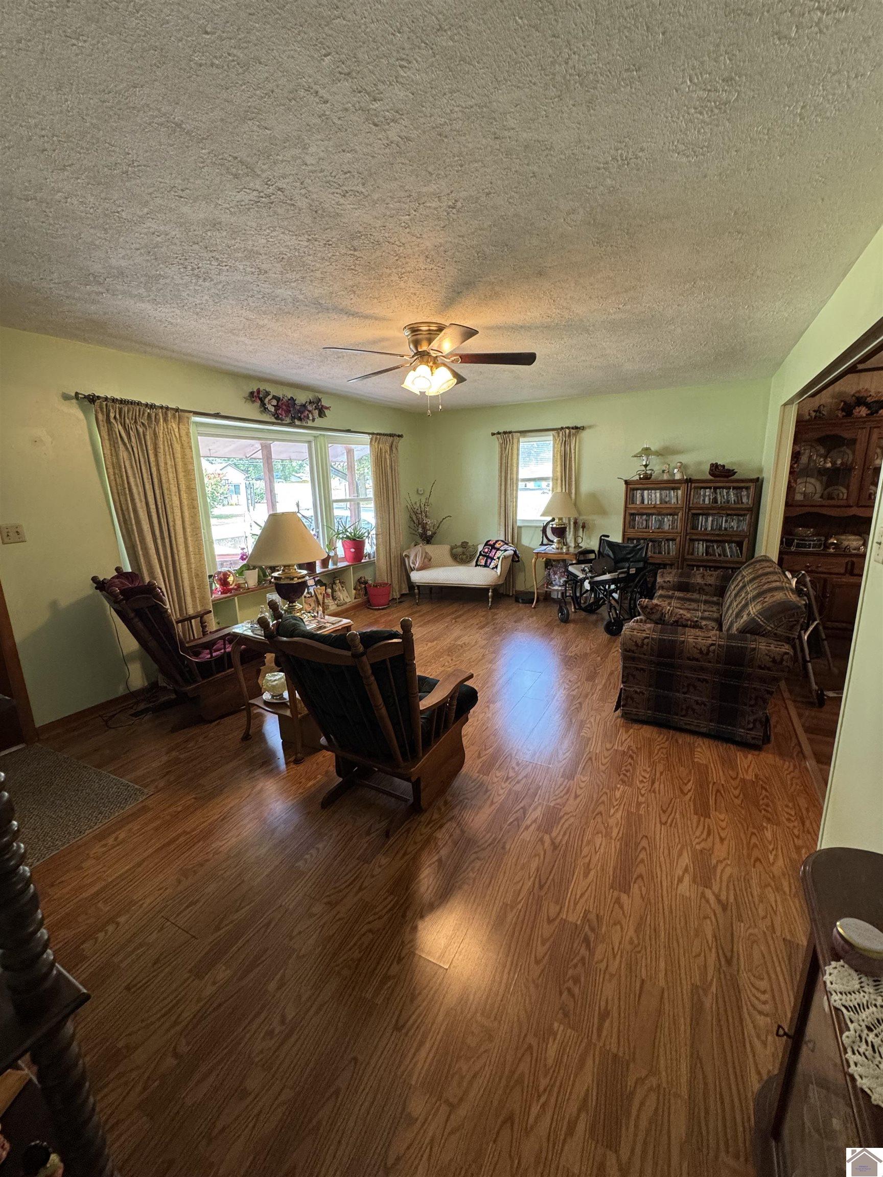 2531 Faulkner Dr