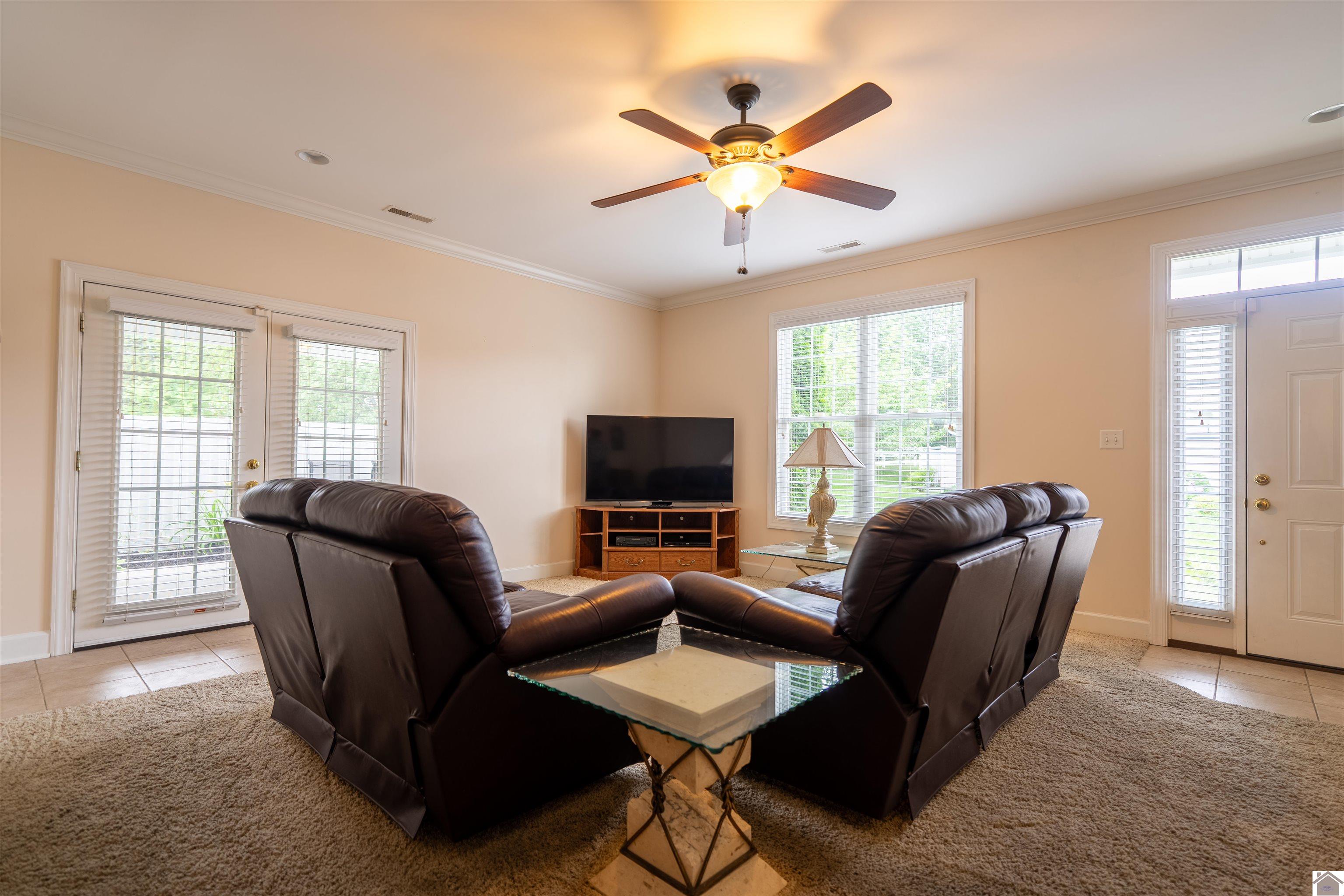 2492 Lakewood Drive