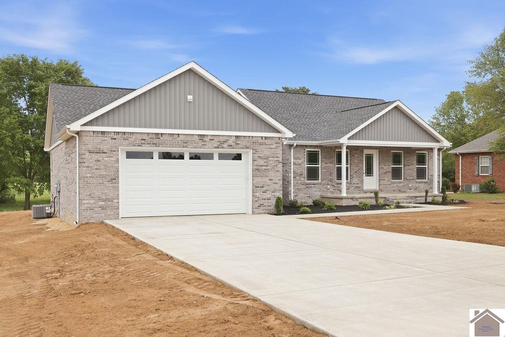 Photo 1 of 35 — 8 Logan Trail, Murray, KY 42071