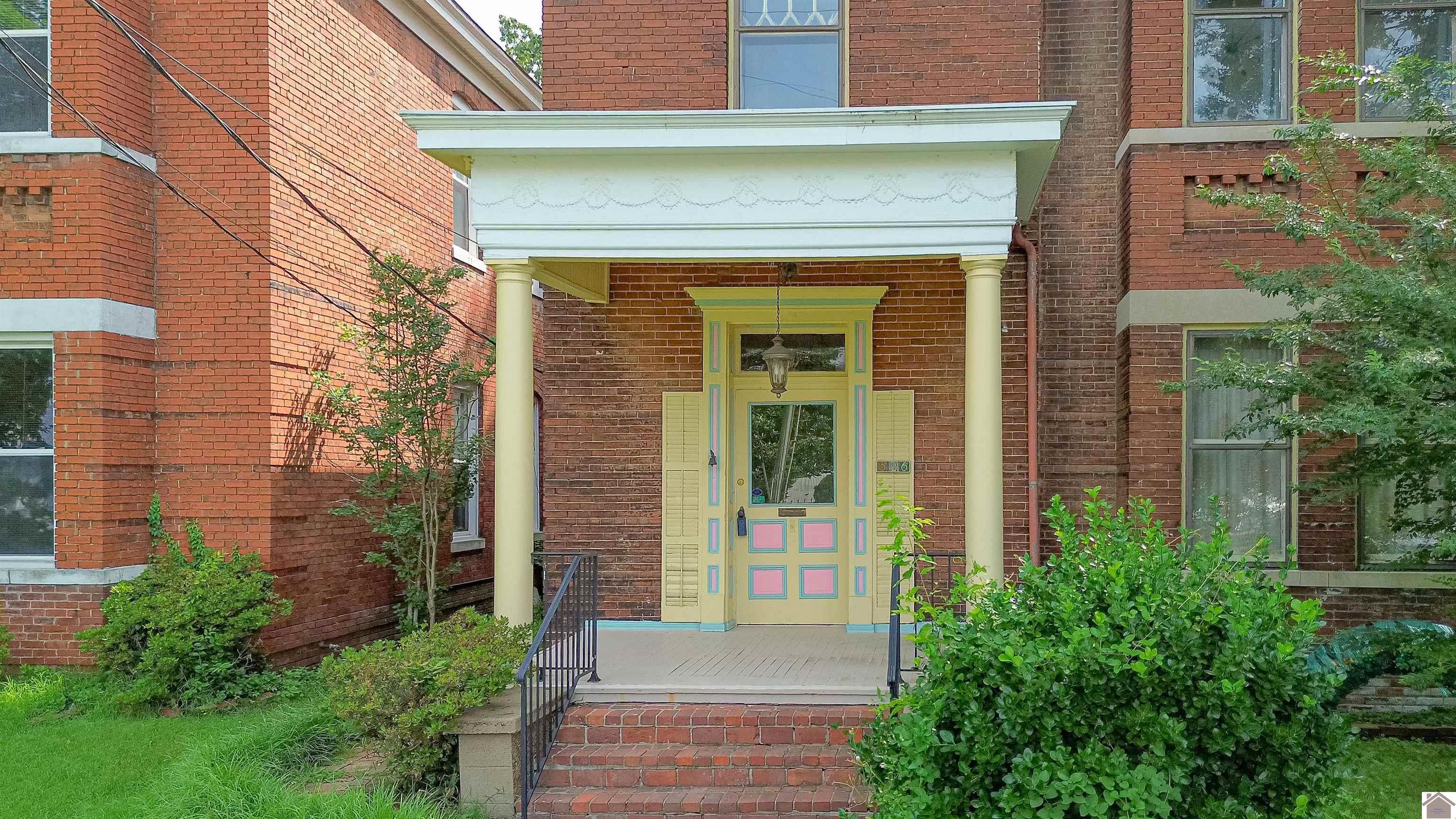 326 N 9th