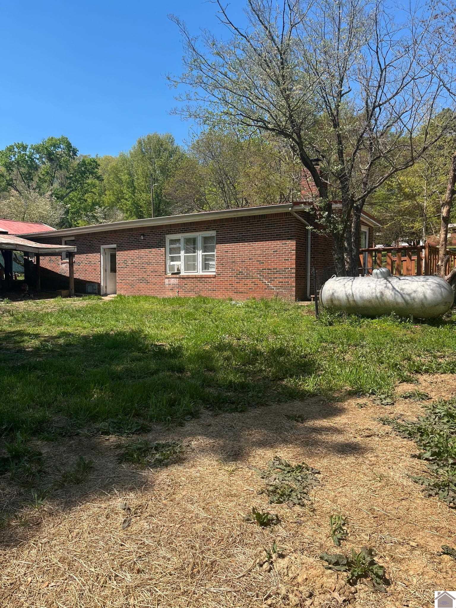 3639 Mayfield Rd