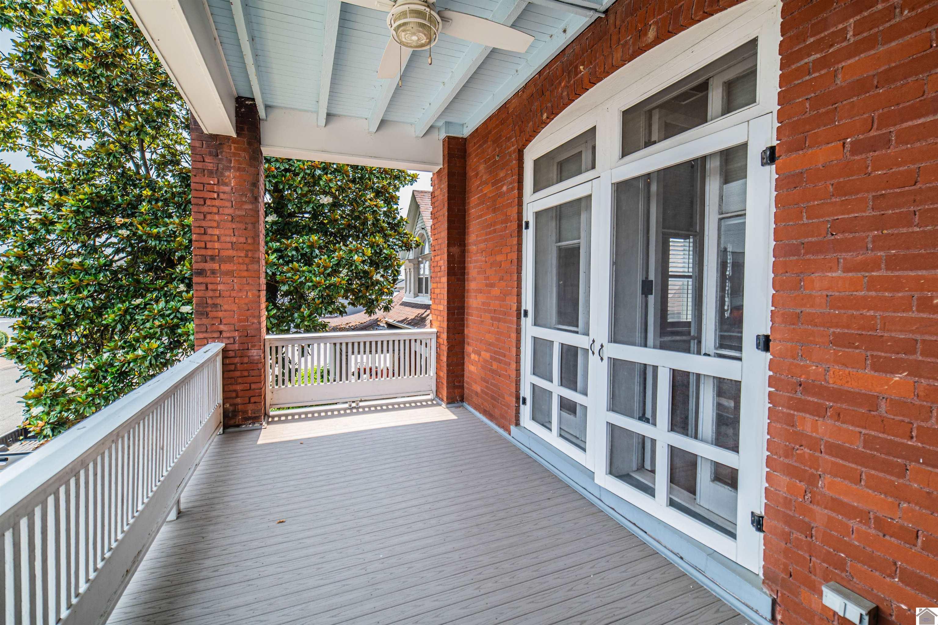 233 N 6th Unit 203