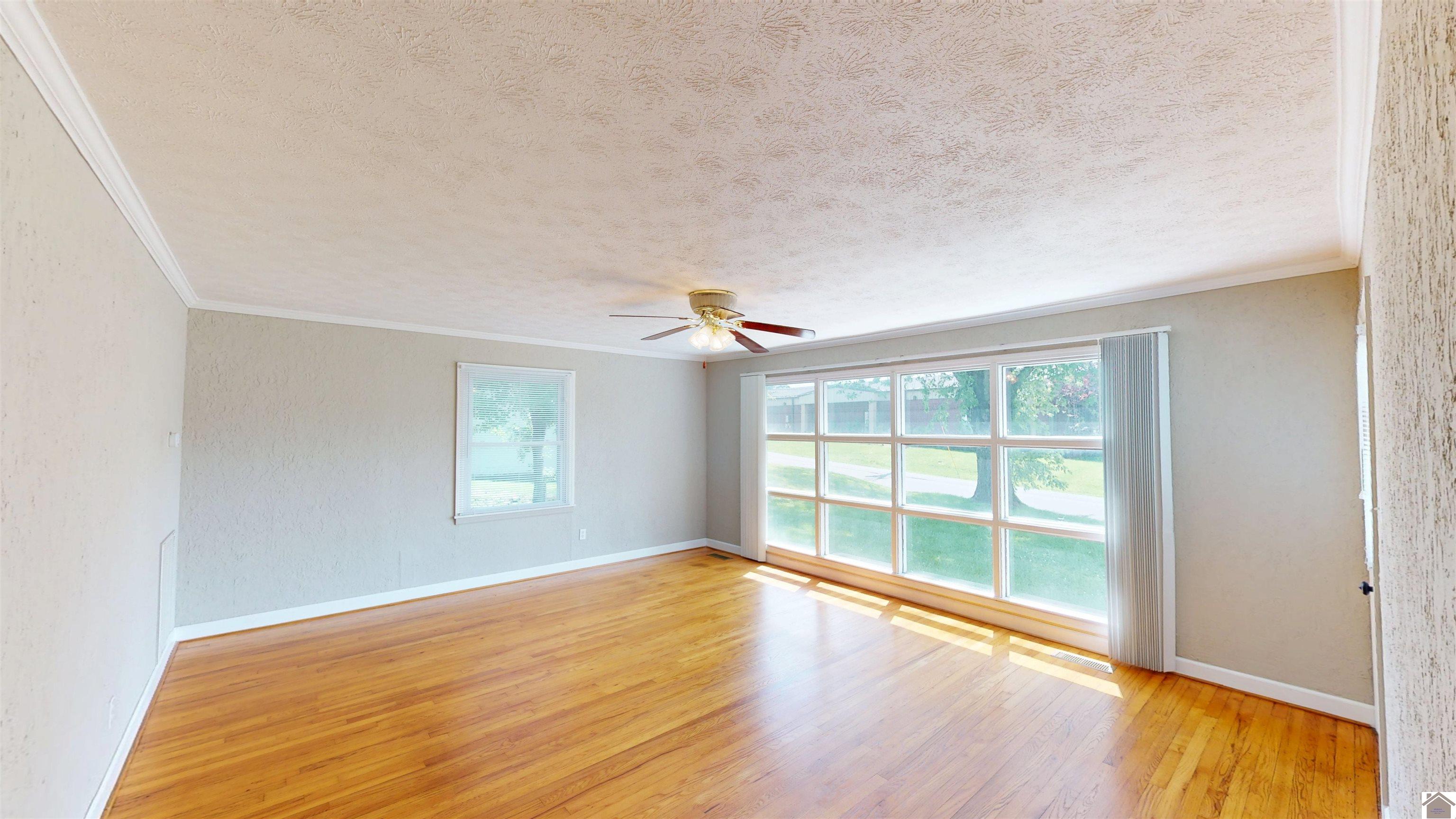 906 N 15th Street