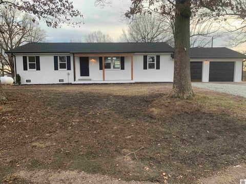 170 Alexander Loop Mayfield KY 42066