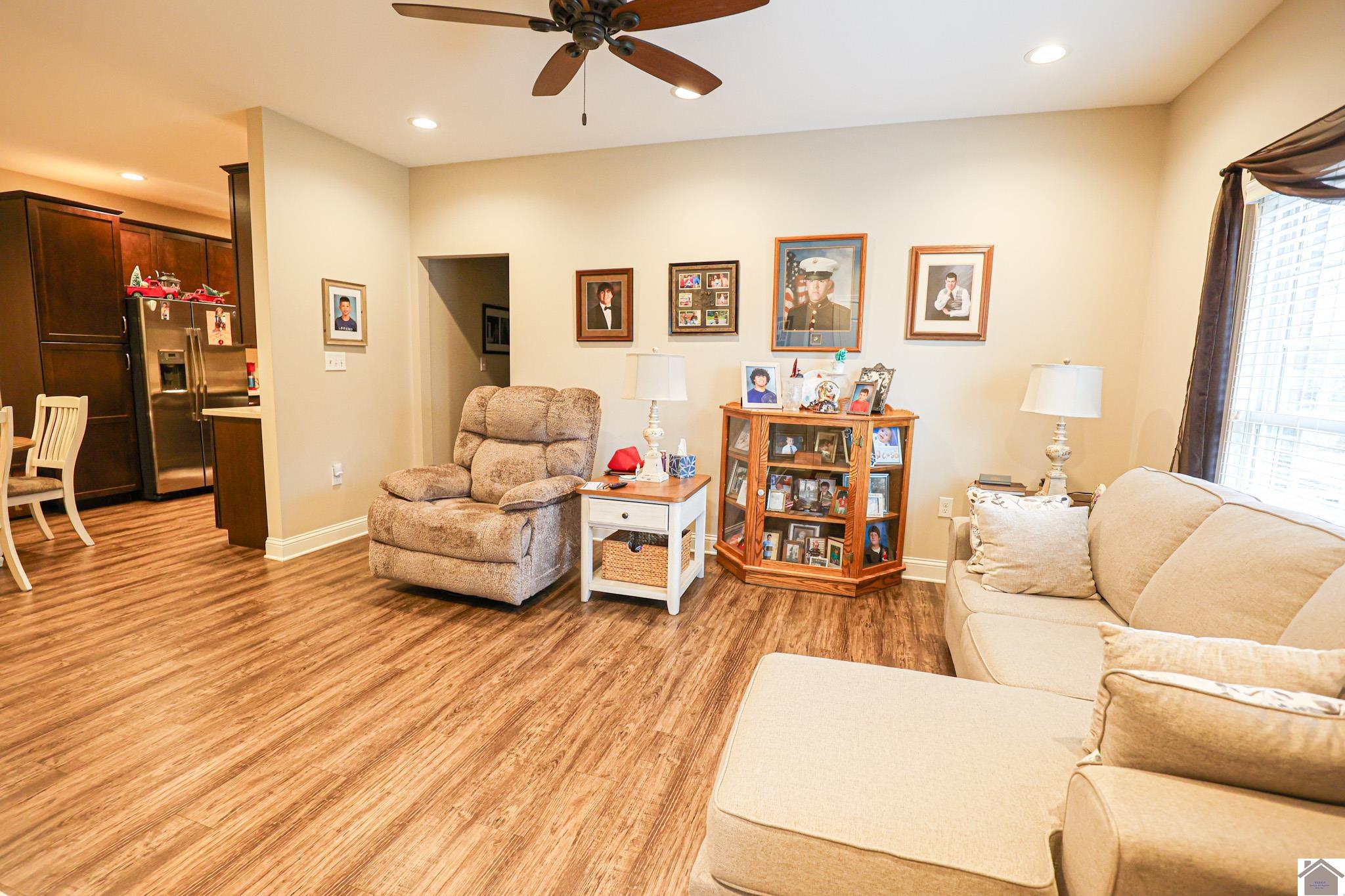 20 & 22 Hamilton Dr.