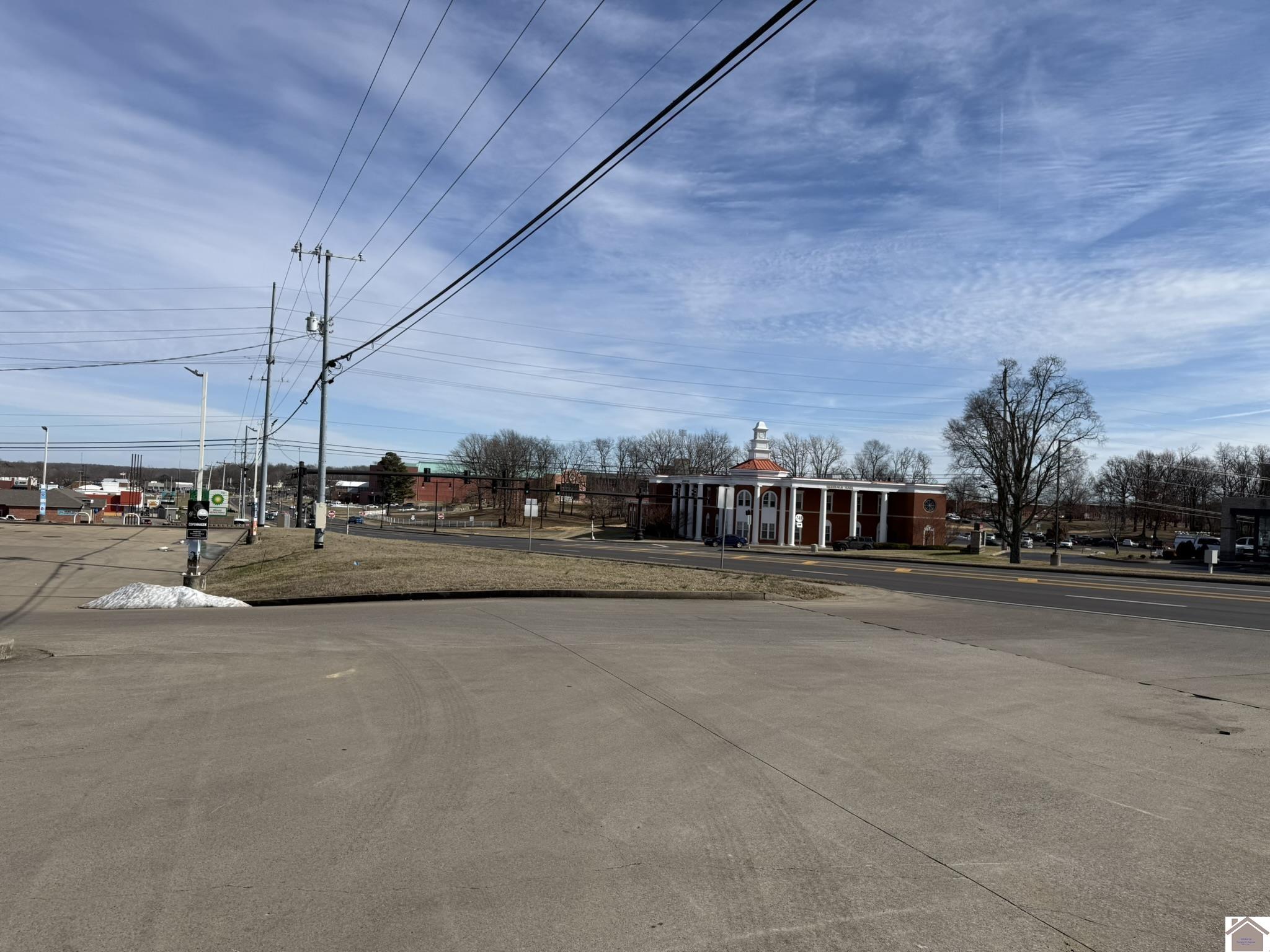 1604 State Route 121 N