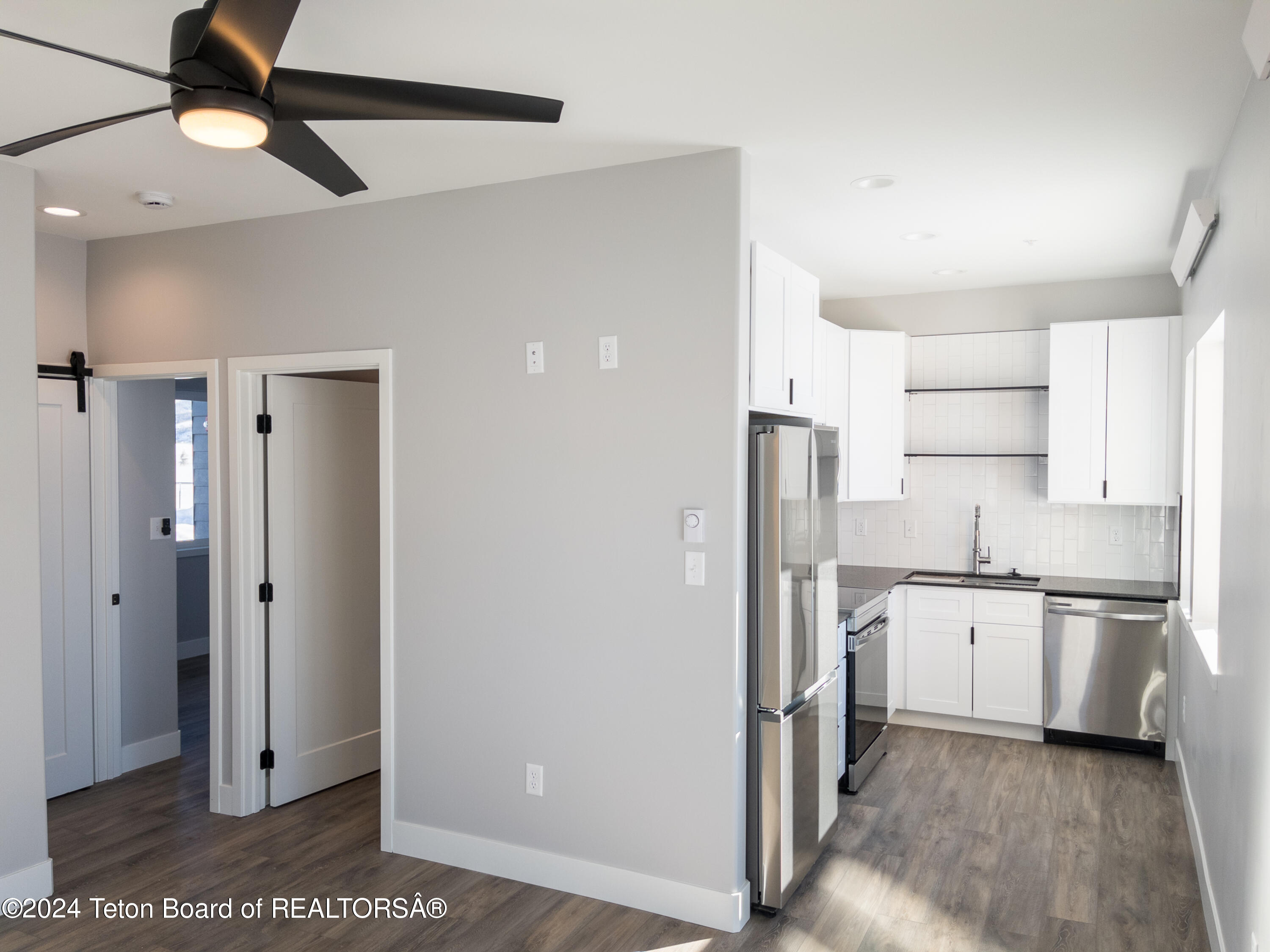 Victor, Idaho 83455, United States, 2 Bedrooms Bedrooms, ,1 BathroomBathrooms,Residential,Pending,64402