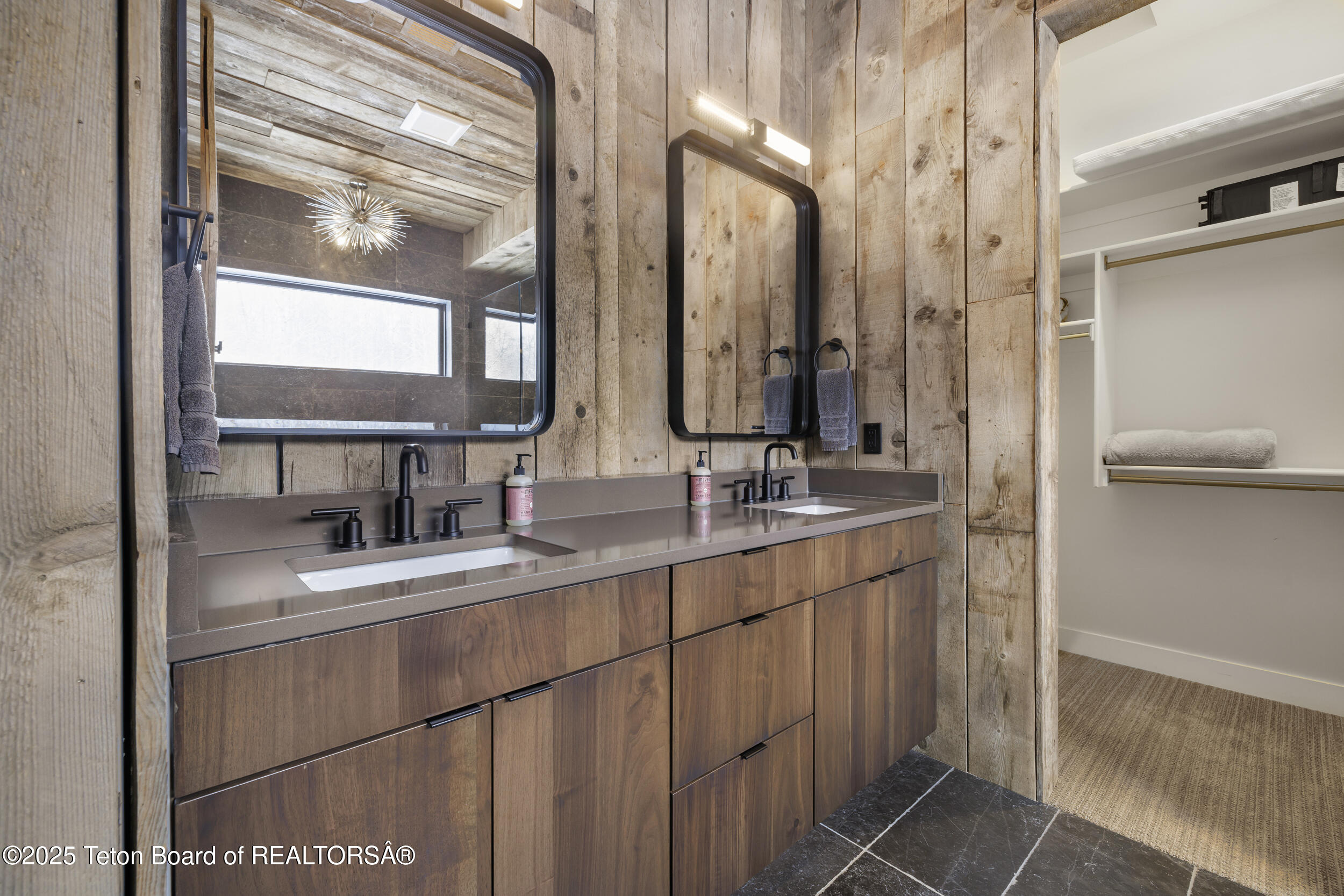 Star Valley Ranch, Wyoming 83127, United States, 5 Bedrooms Bedrooms, ,5 BathroomsBathrooms,Residential,Active,20769