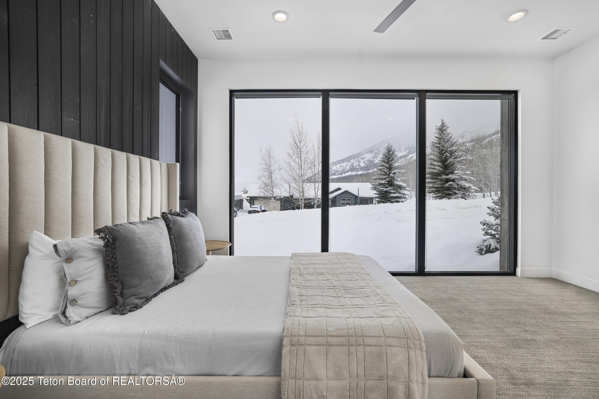 Star Valley Ranch, Wyoming 83127, United States, 5 Bedrooms Bedrooms, ,5 BathroomsBathrooms,Residential,Active,20769