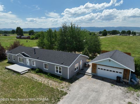 Photo of 495 E Garnet Avenue, Driggs, ID 83422 (MLS # 26-360)