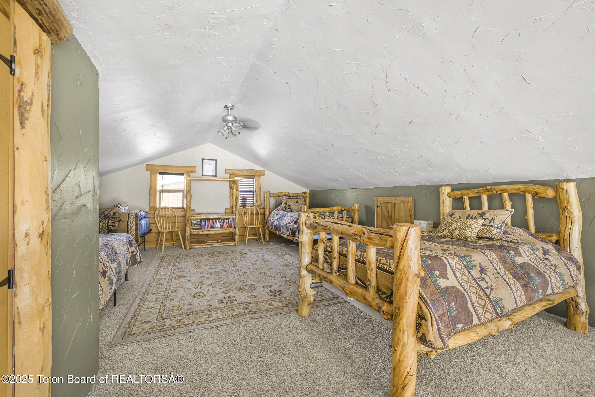 Daniel, Wyoming 83115, United States, 6 Bedrooms Bedrooms, ,2 BathroomsBathrooms,Residential,Active,16544