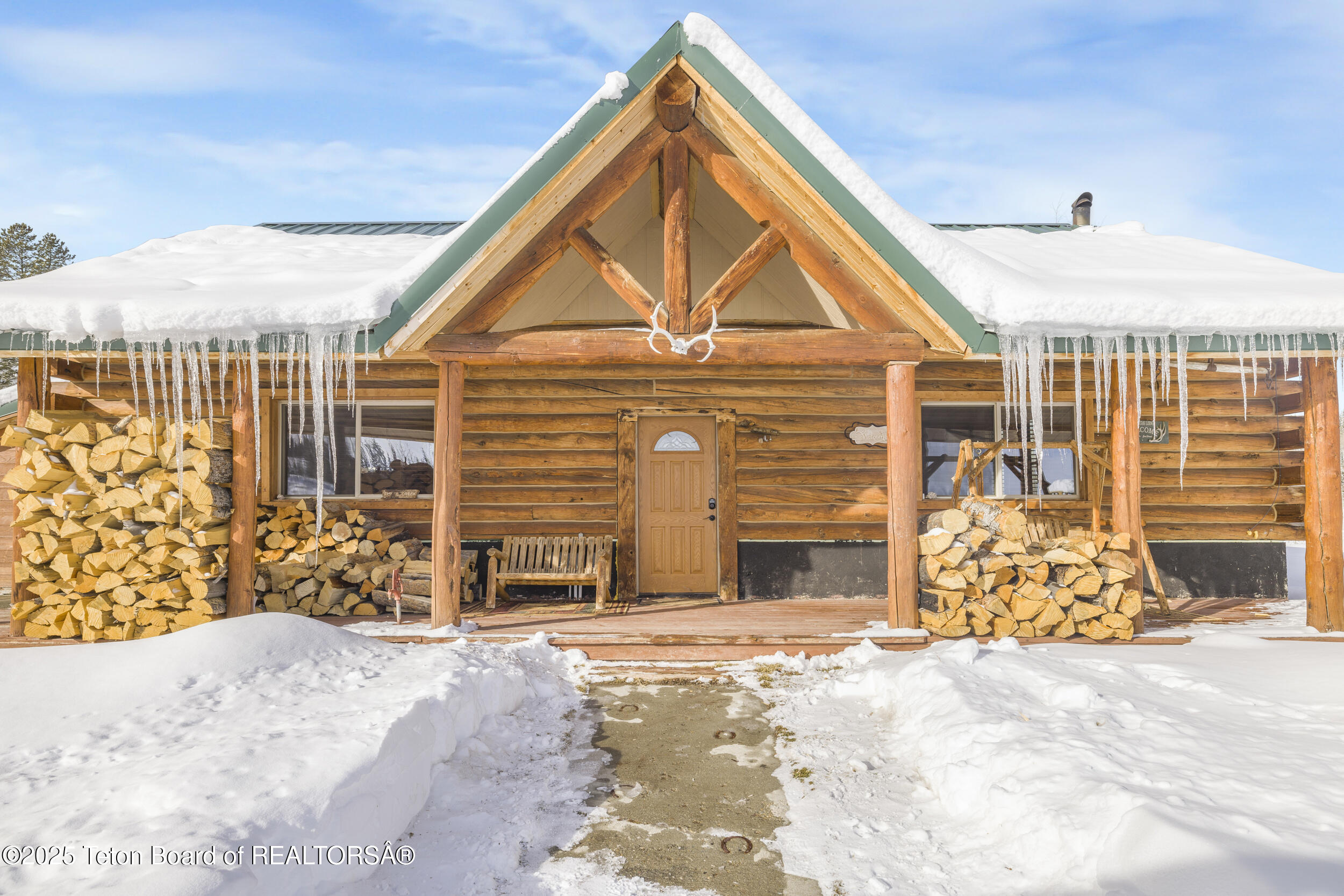 Daniel, Wyoming 83115, United States, 6 Bedrooms Bedrooms, ,2 BathroomsBathrooms,Residential,Active,16544