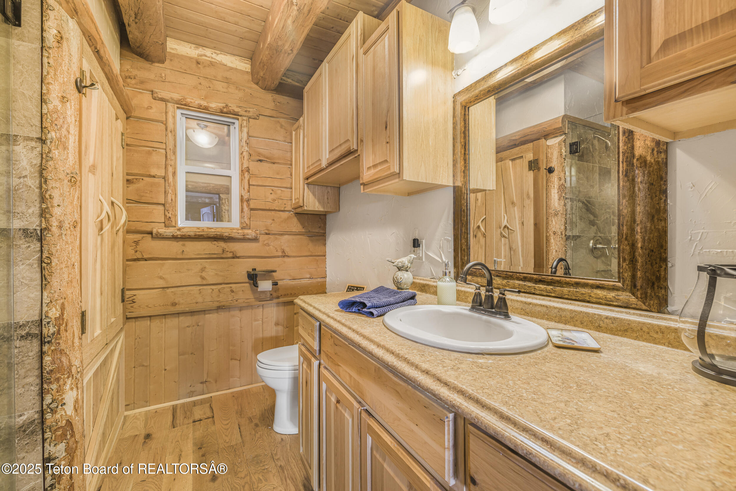 Daniel, Wyoming 83115, United States, 6 Bedrooms Bedrooms, ,2 BathroomsBathrooms,Residential,Active,16544