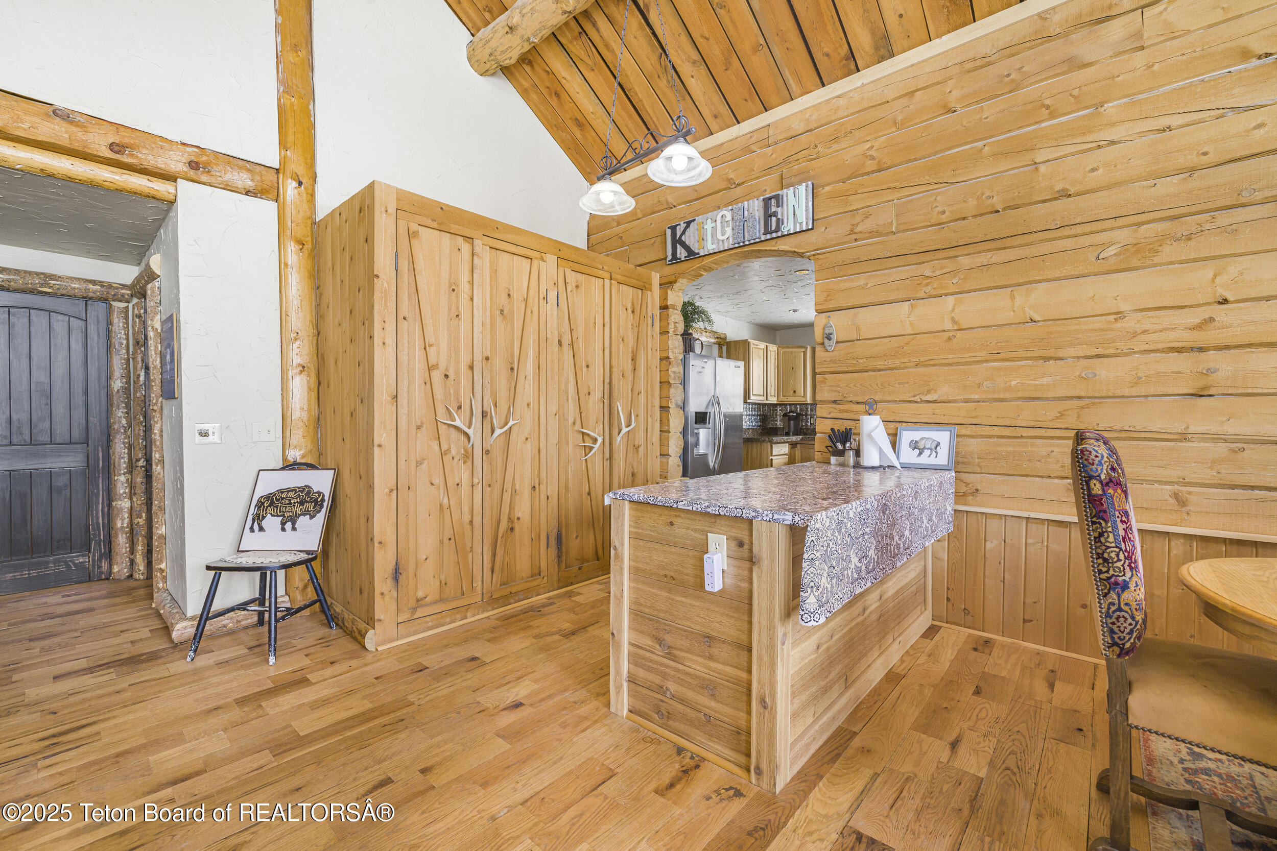 Daniel, Wyoming 83115, United States, 6 Bedrooms Bedrooms, ,2 BathroomsBathrooms,Residential,Active,16544