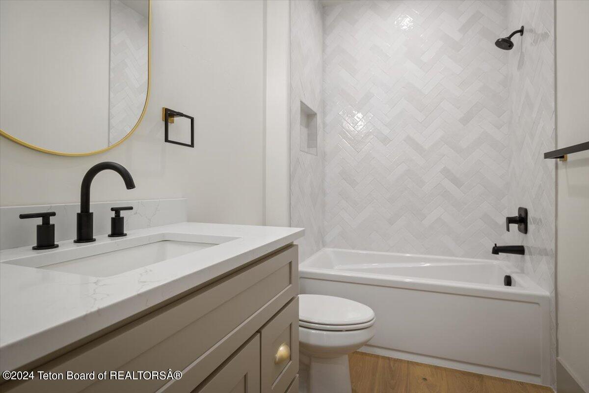 Victor, Idaho 83455, United States, 4 Bedrooms Bedrooms, ,4 BathroomsBathrooms,Residential,Active,54989