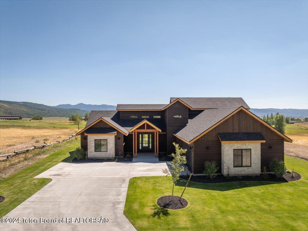 Victor, Idaho 83455, United States, 4 Bedrooms Bedrooms, ,4 BathroomsBathrooms,Residential,Active,54989