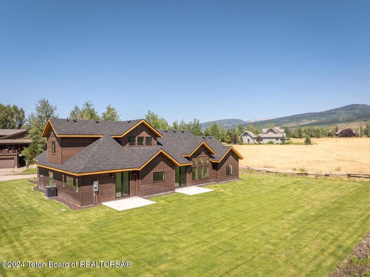 Victor, Idaho 83455, United States, 4 Bedrooms Bedrooms, ,4 BathroomsBathrooms,Residential,Active,54989