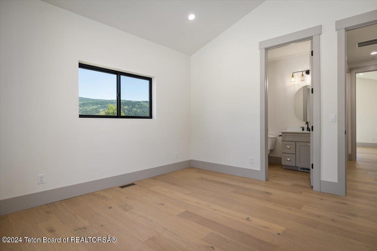 Victor, Idaho 83455, United States, 4 Bedrooms Bedrooms, ,4 BathroomsBathrooms,Residential,Active,54989