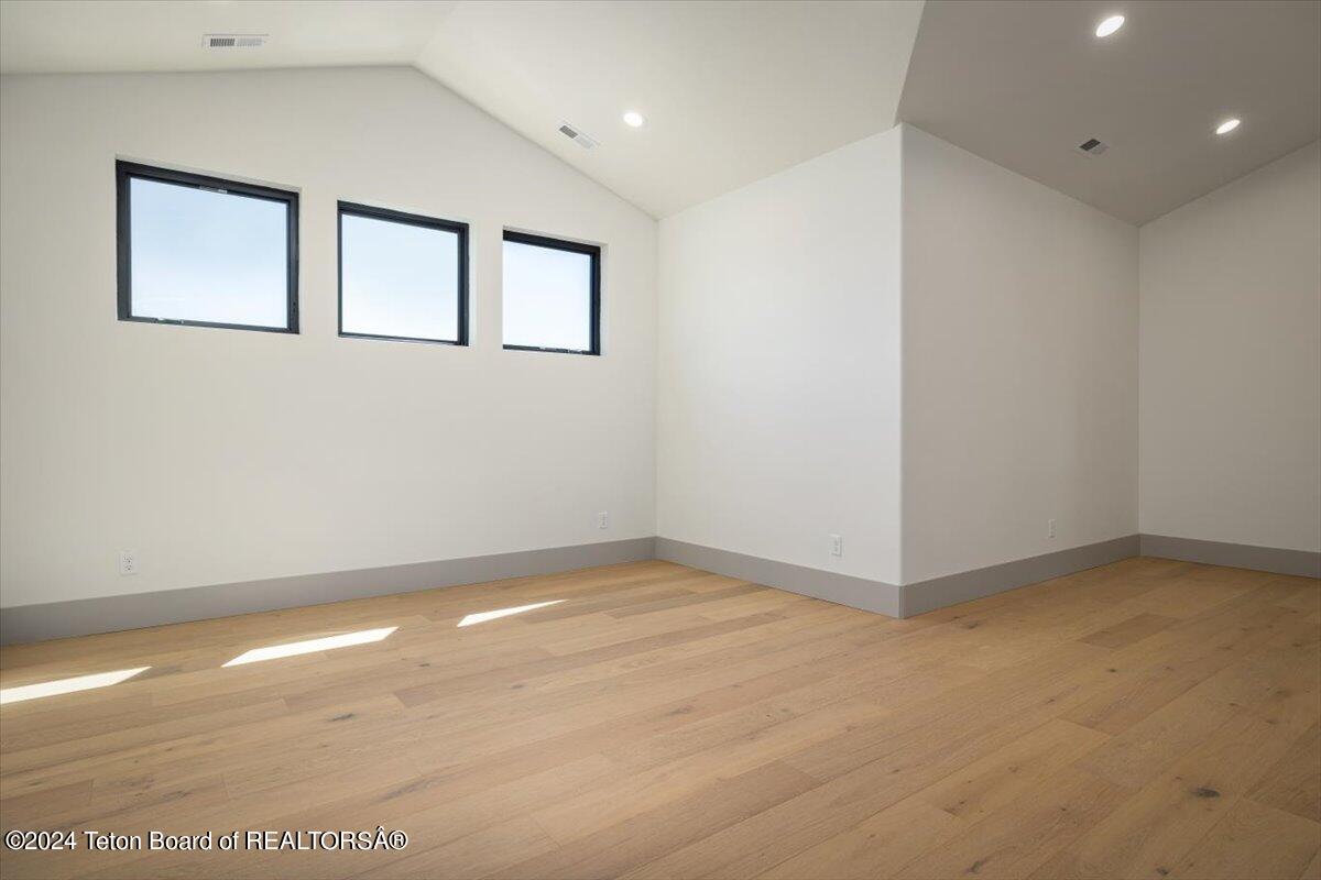 Victor, Idaho 83455, United States, 4 Bedrooms Bedrooms, ,4 BathroomsBathrooms,Residential,Active,54989