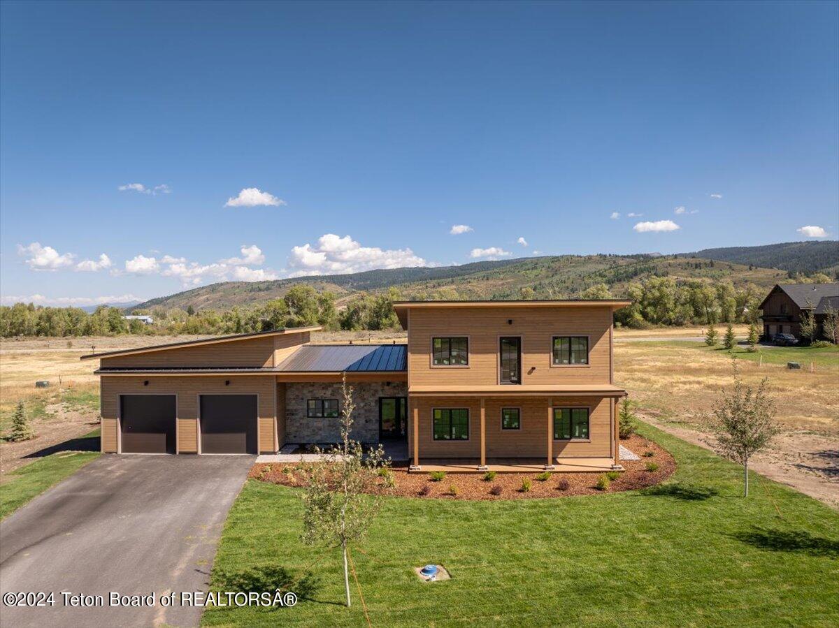 Victor, Idaho 83455, United States, 5 Bedrooms Bedrooms, ,3 BathroomsBathrooms,Residential,Active,30983