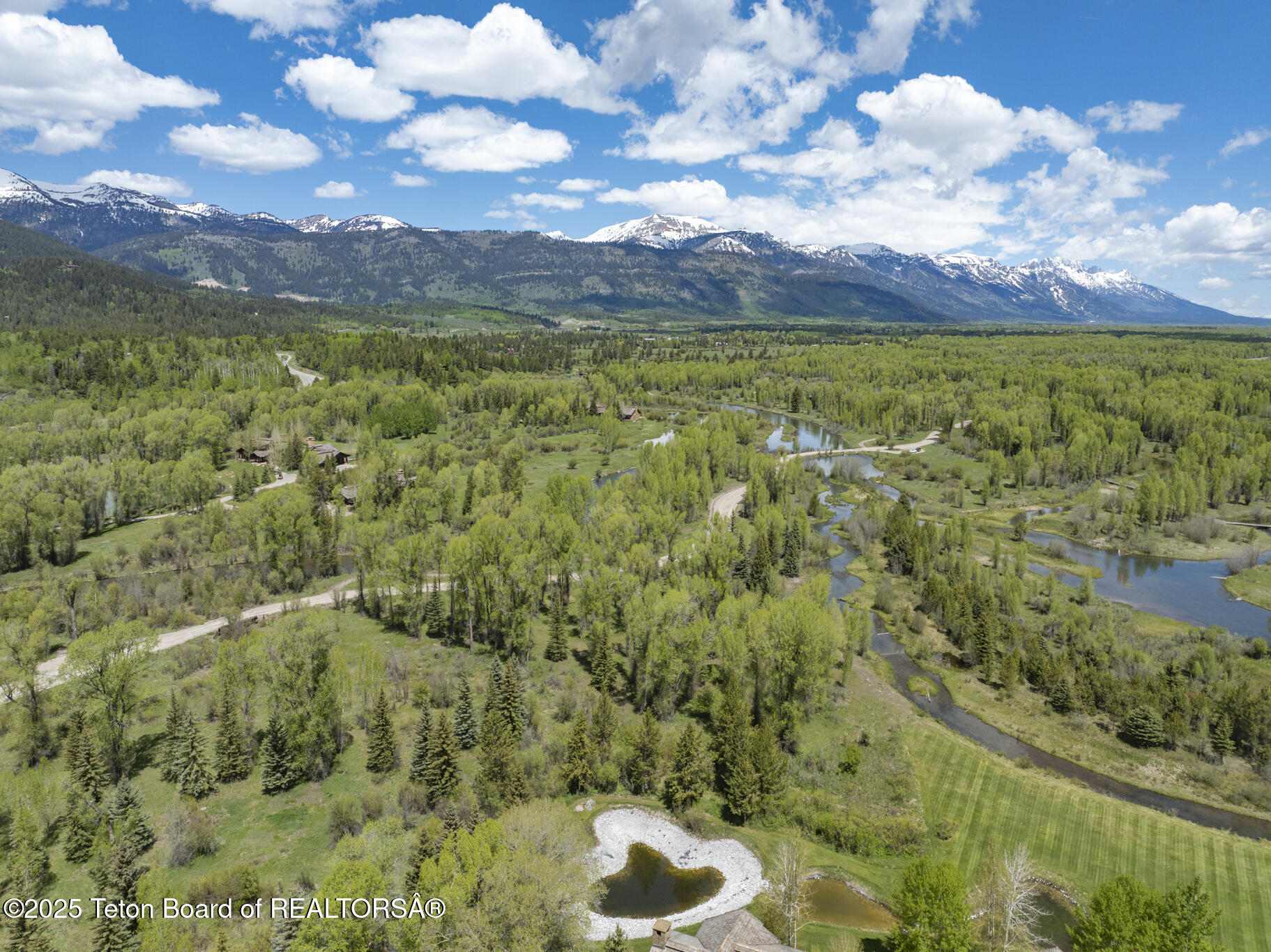 Wilson, Wyoming 83014, United States, 3 Bedrooms Bedrooms, ,4 BathroomsBathrooms,Residential,Active,158922