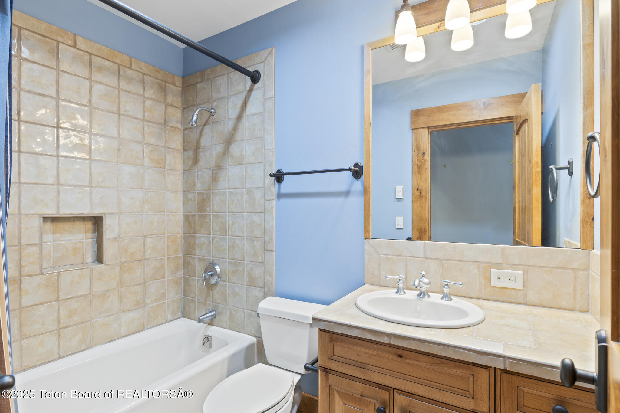 Wilson, Wyoming 83014, United States, 3 Bedrooms Bedrooms, ,4 BathroomsBathrooms,Residential,Active,158922