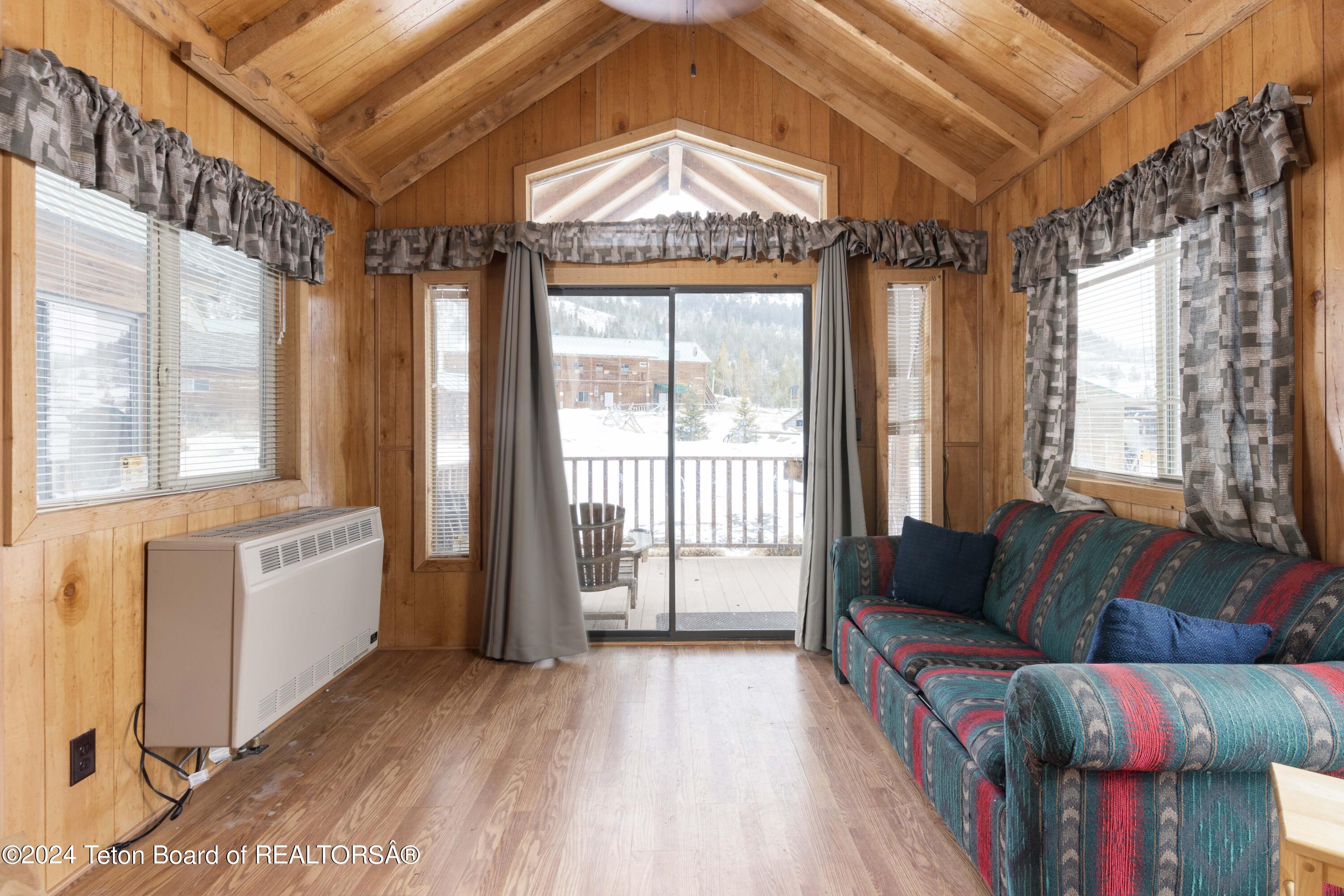 Dubois, Wyoming 82513, United States, ,Commercial,Active,63850