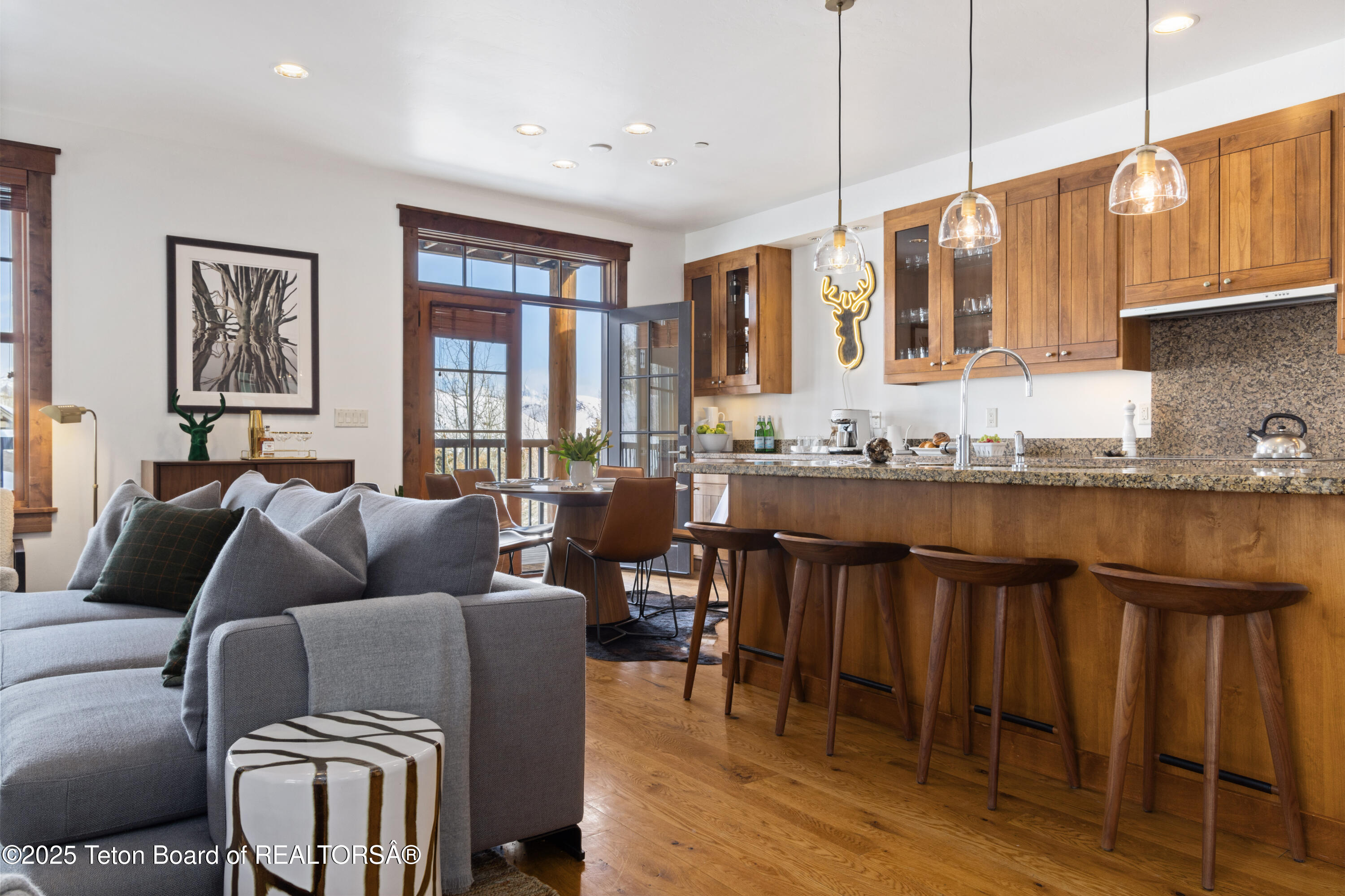 Jackson, Wyoming 83001, United States, 4 Bedrooms Bedrooms, ,4 BathroomsBathrooms,Residential,Active,123571